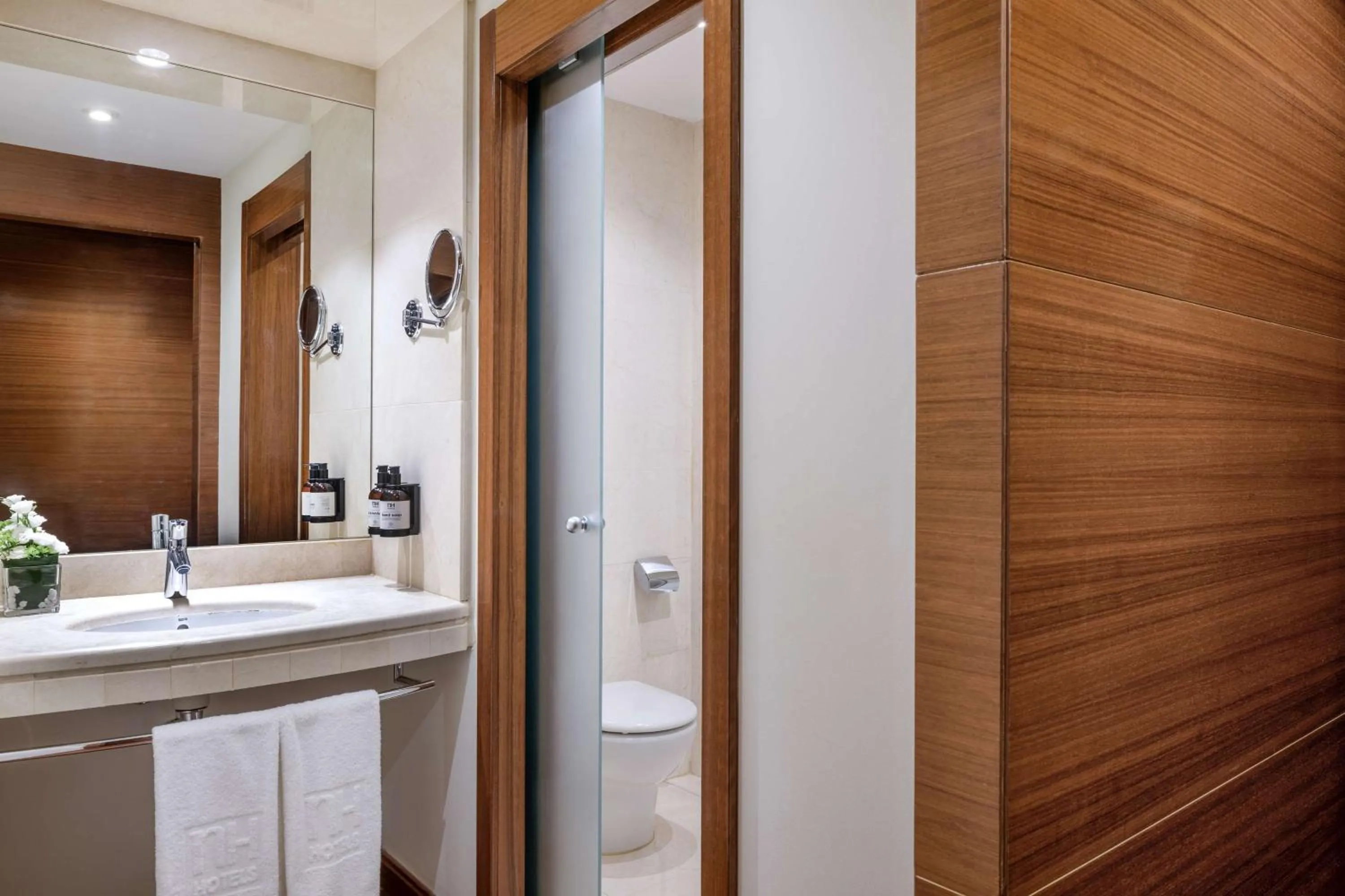 Bathroom in NH Collection Marbella