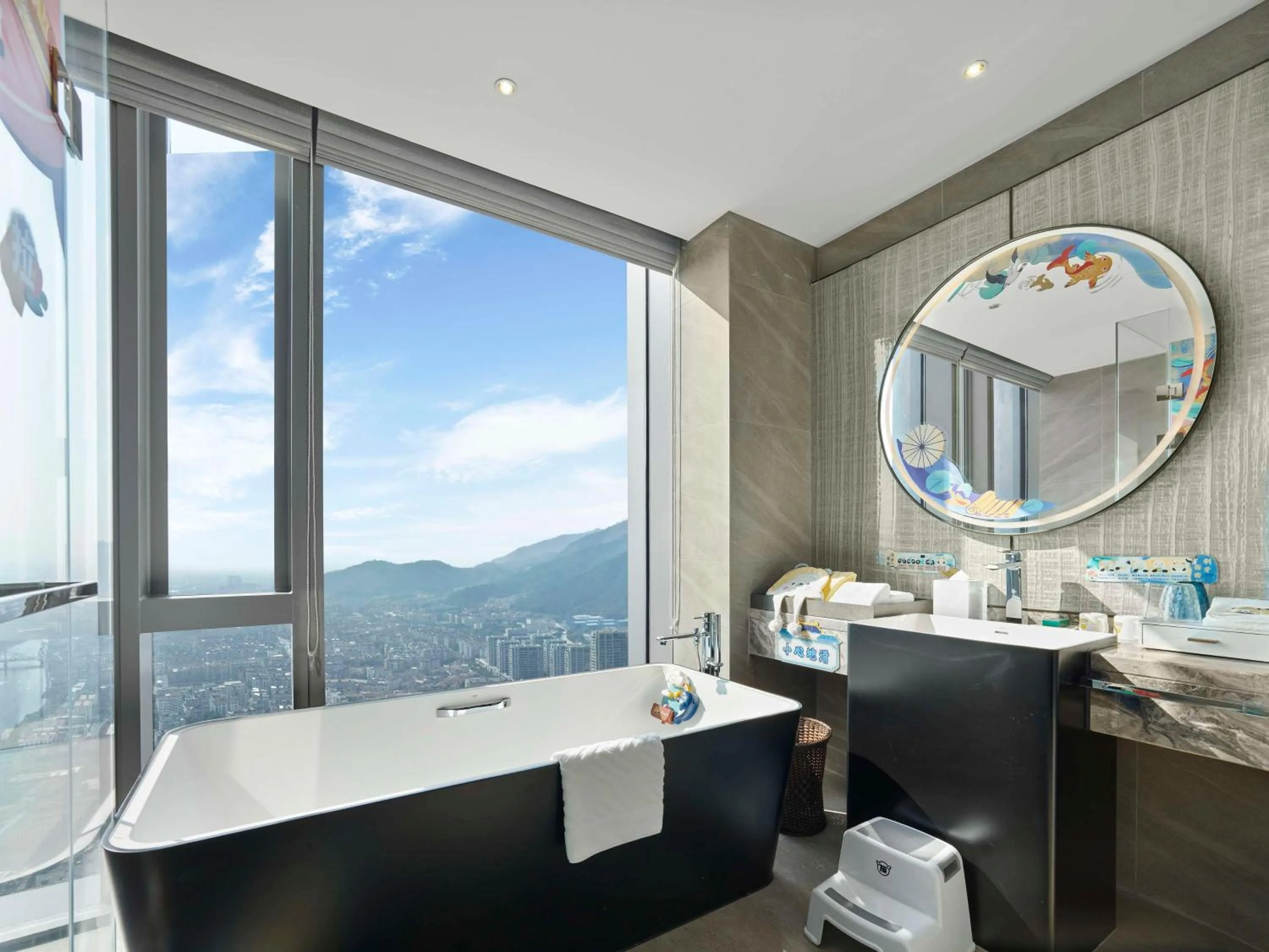 Bathroom in Hilton Zhuji