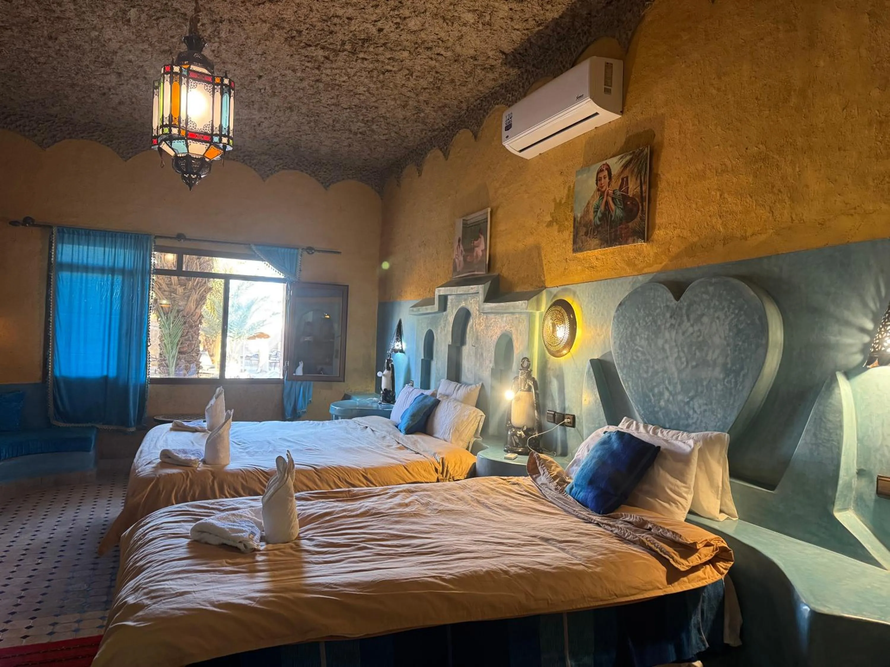 Bed in Hotel ksar merzouga