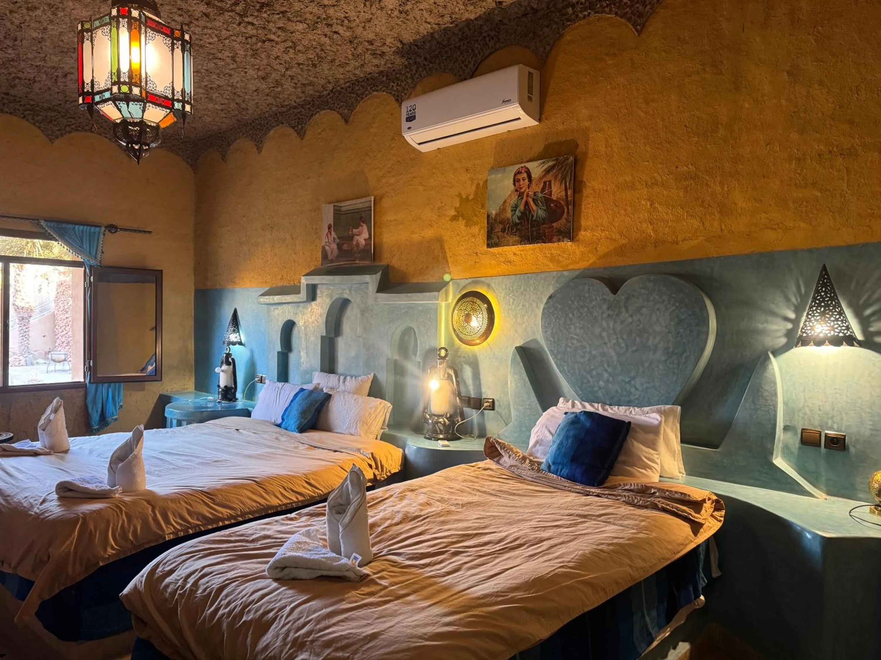 Bed in Hotel ksar merzouga