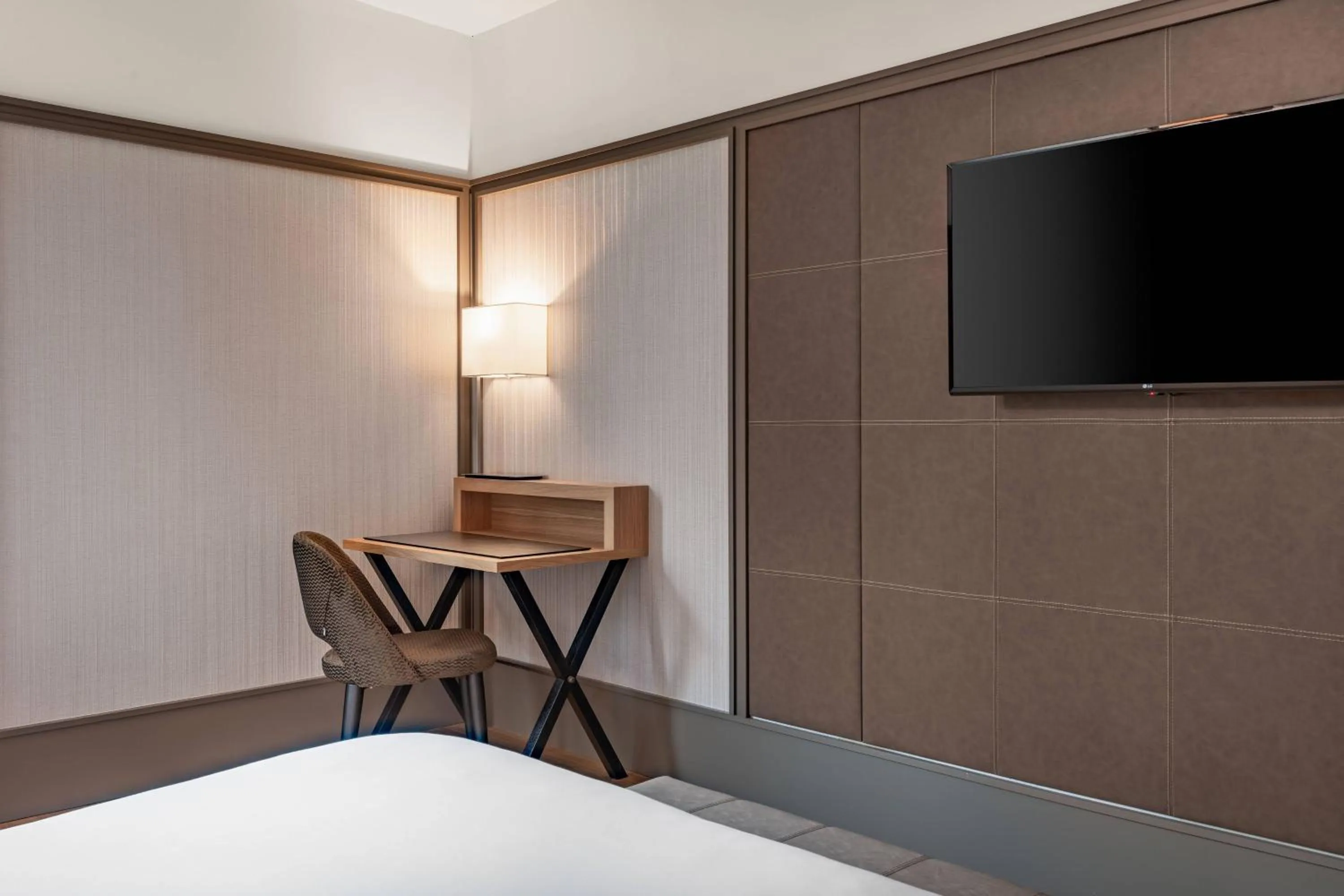 Photo of the whole room, Bed in AC Hotel Avenida de América by Marriott