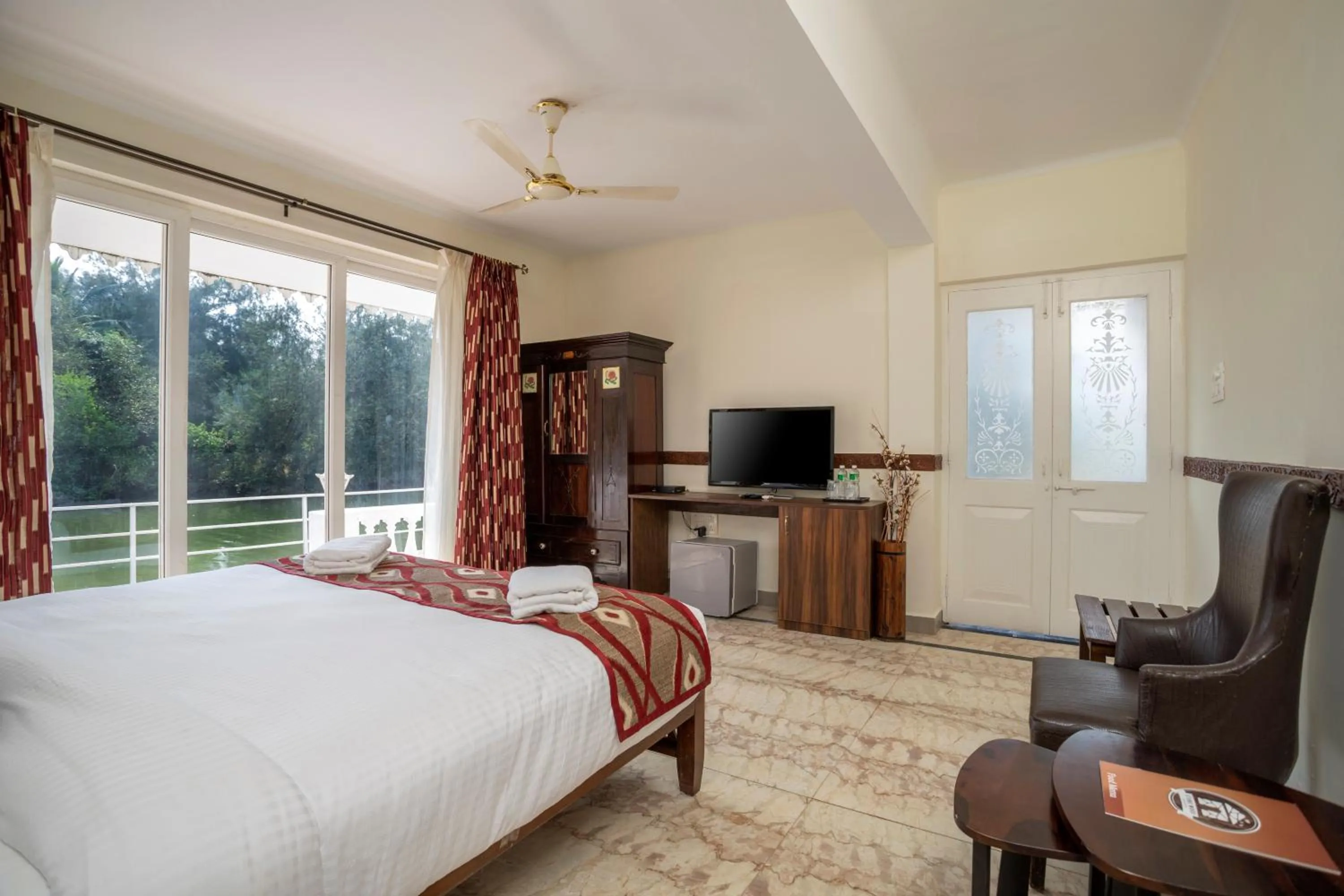Bedroom, Bed in Stone Wood Riverfront Resort, Siolim