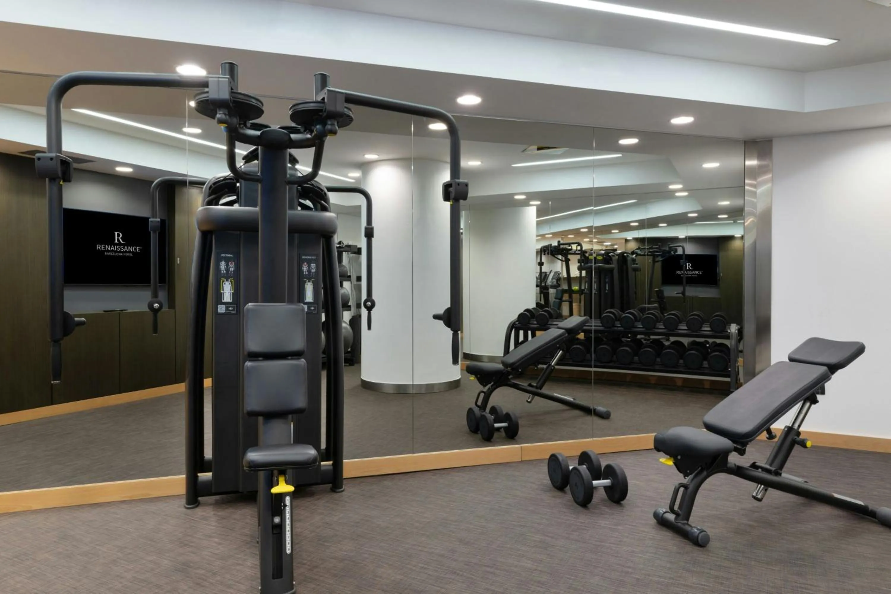 Fitness centre/facilities in Renaissance Barcelona Hotel