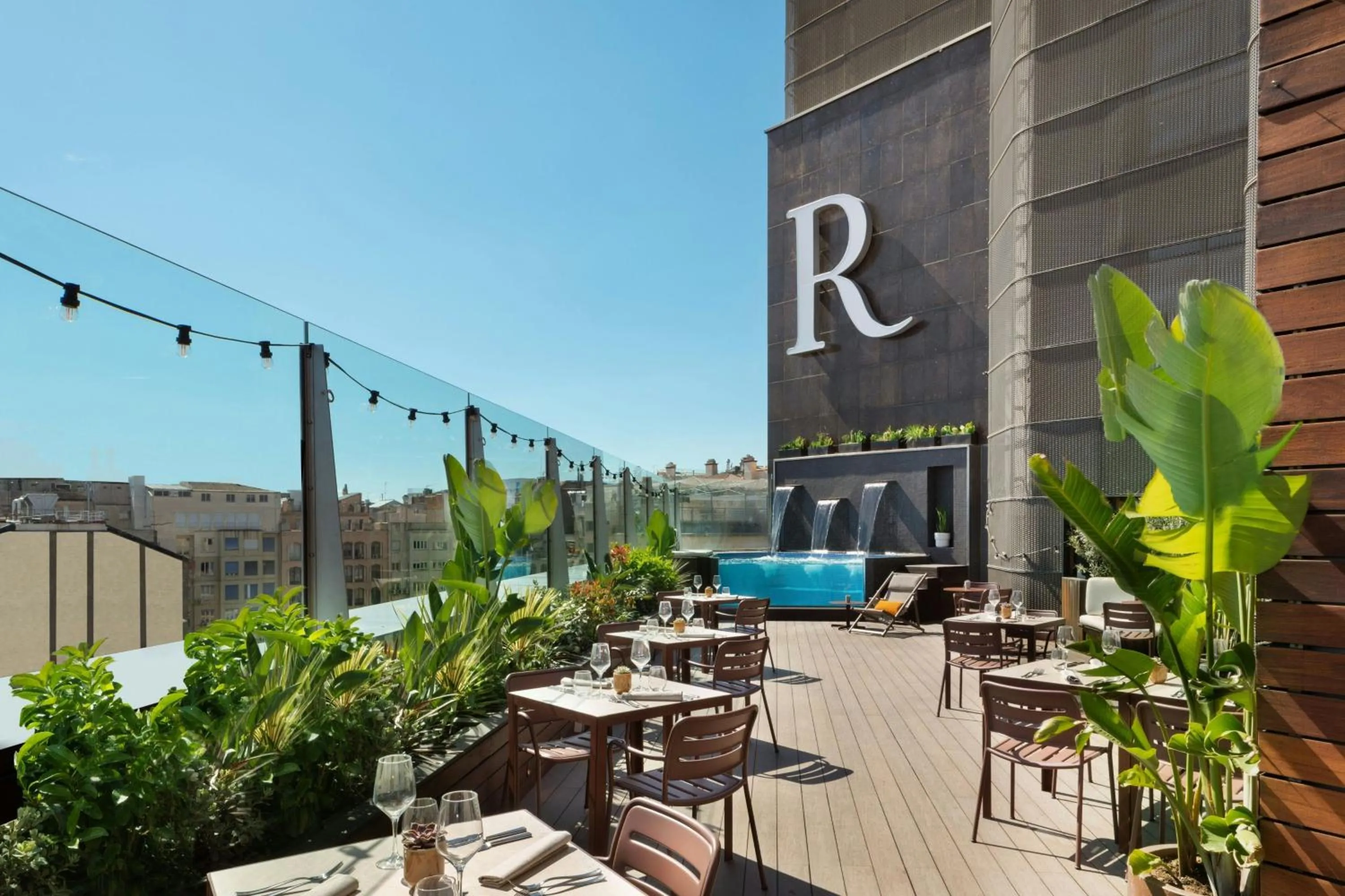 Restaurant/places to eat in Renaissance Barcelona Hotel