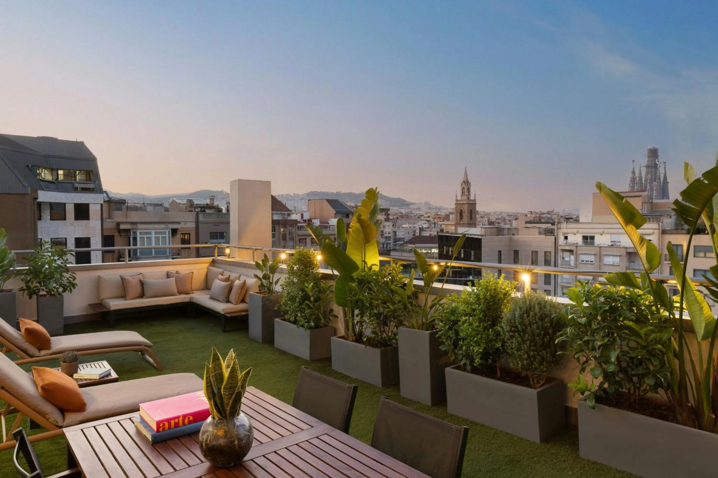 Photo of the whole room in Renaissance Barcelona Hotel