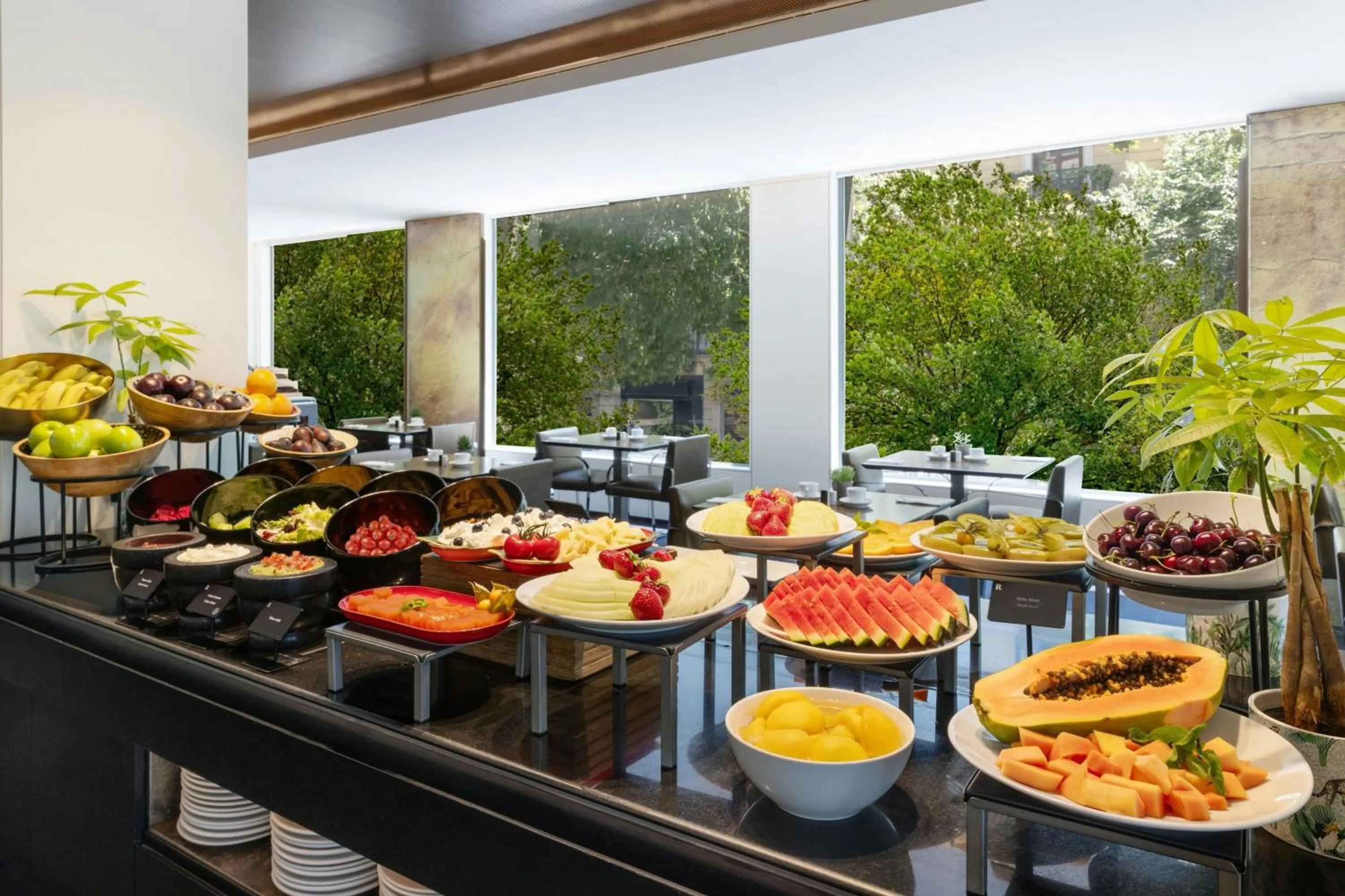 Breakfast in Renaissance Barcelona Hotel