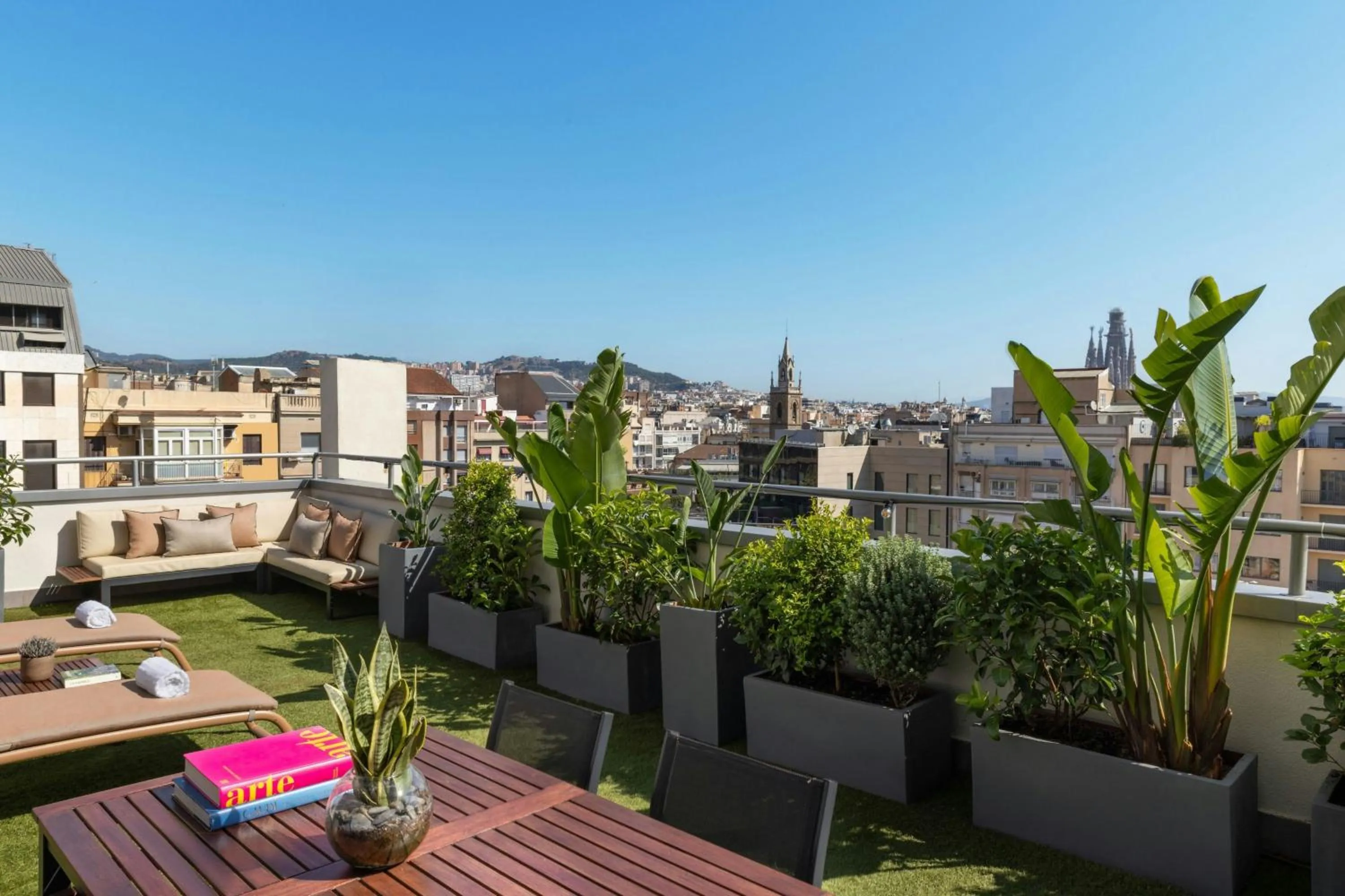 Photo of the whole room in Renaissance Barcelona Hotel