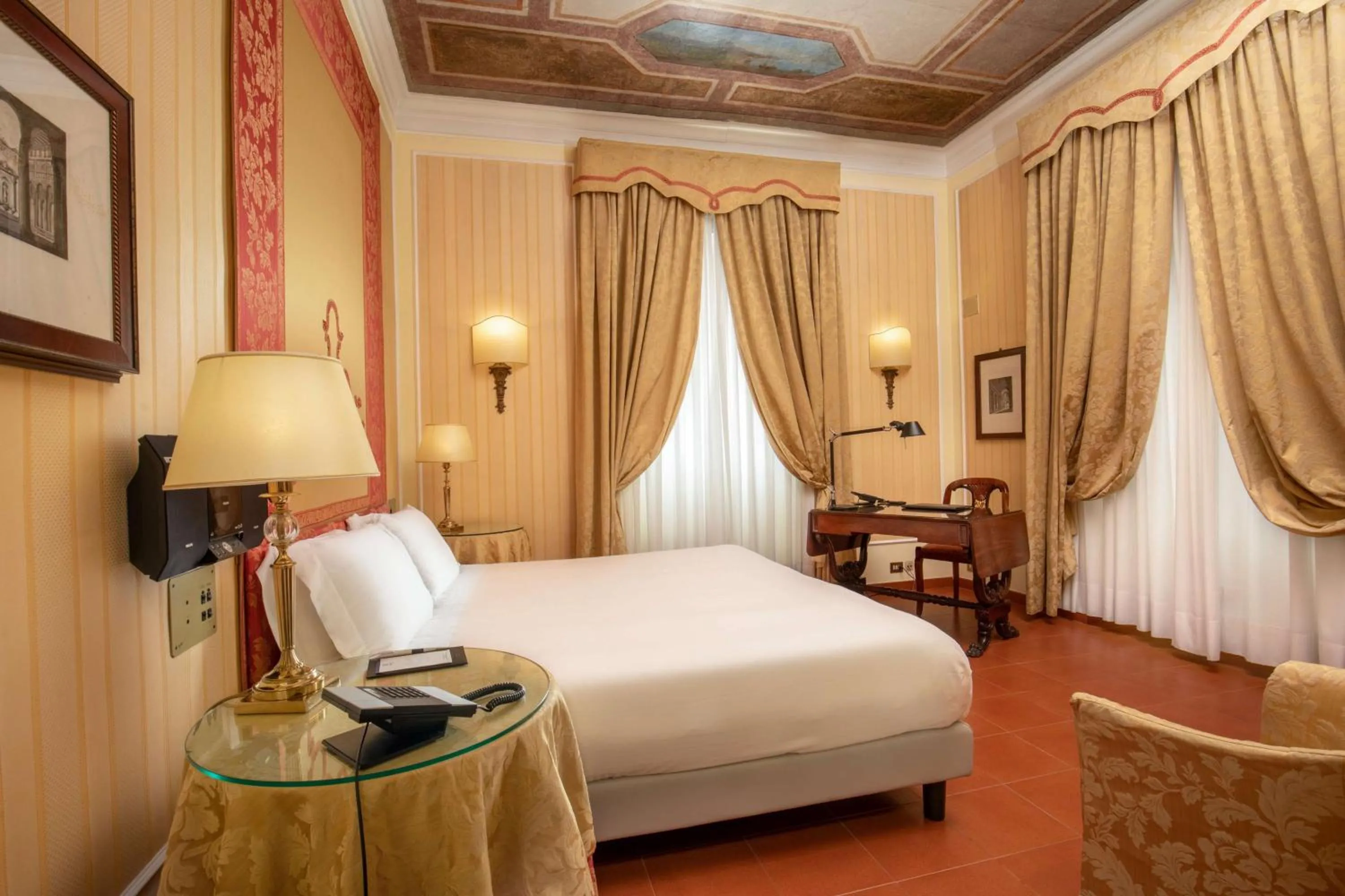 Bedroom, Bed in Hotel Canada, BW Premier Collection