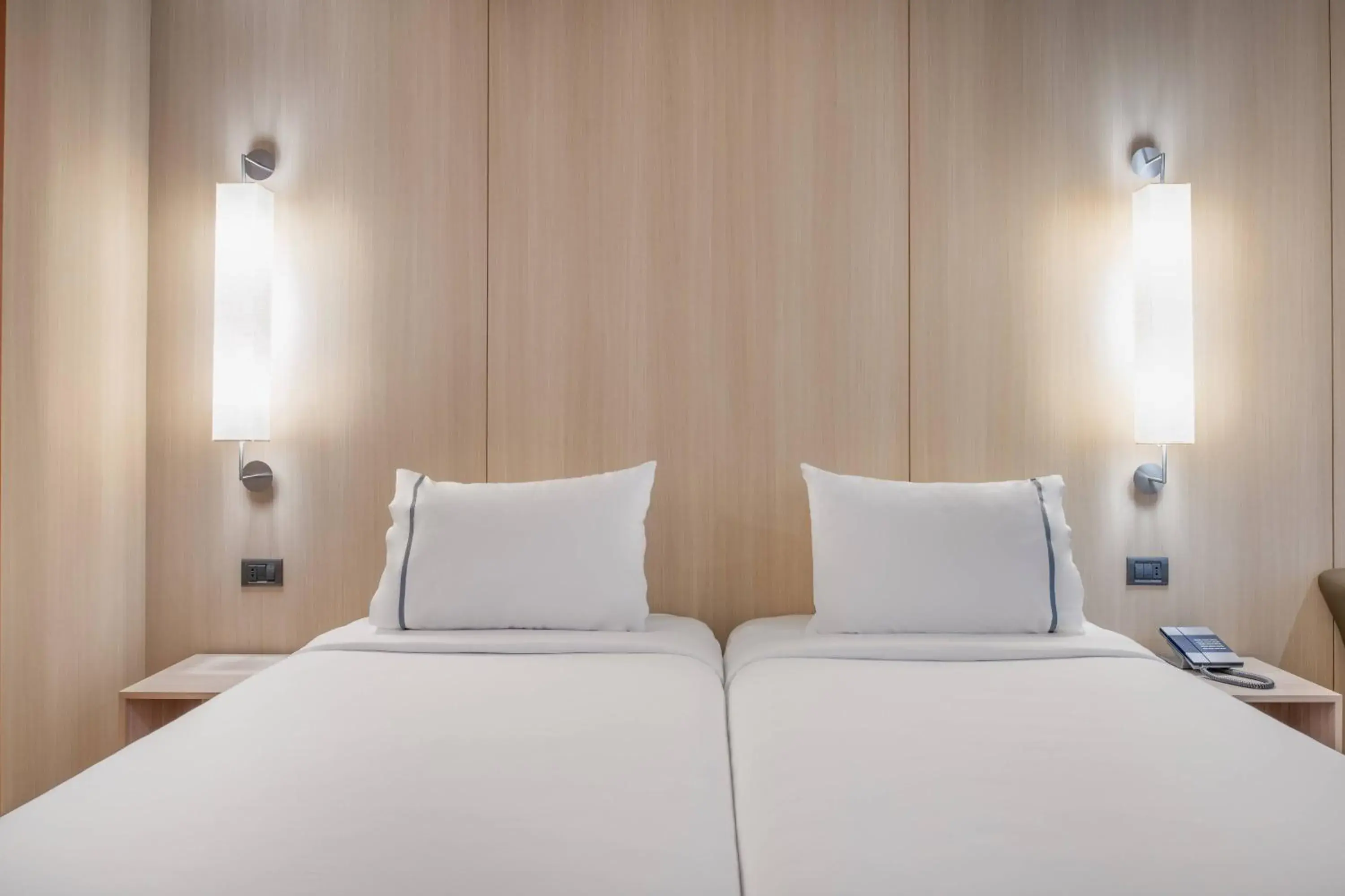 Standard Interior Twin, Guest room, 2 Twin/Single Bed(s) in AC Hotel Málaga Palacio by Marriott Standard Interior Twin, Guest room, 2 Twin/Single Bed(s) in AC Hotel Málaga Palacio by Marriott