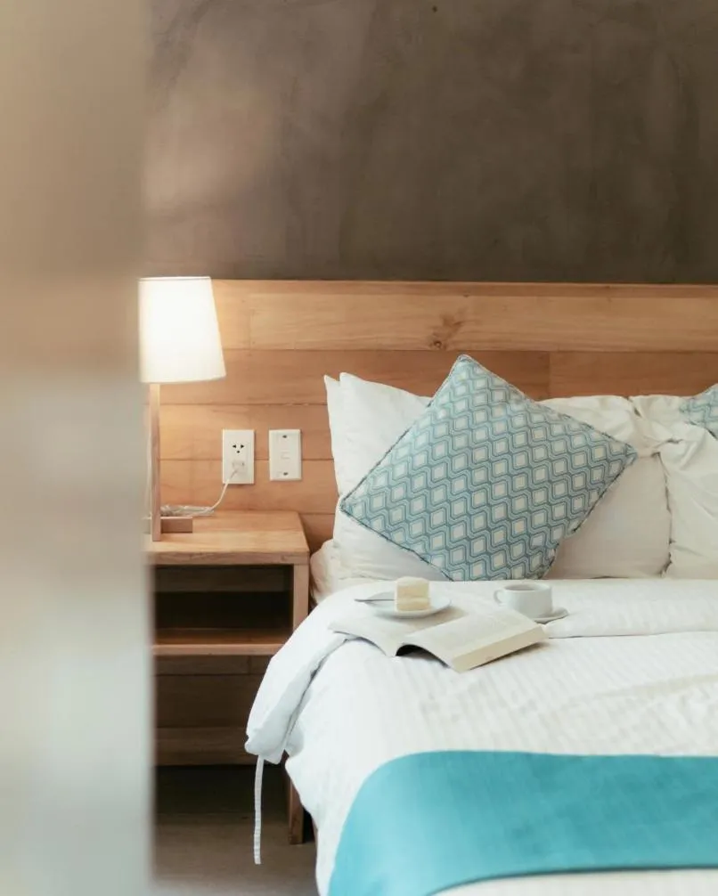 Bed in Bay's Inn Resort