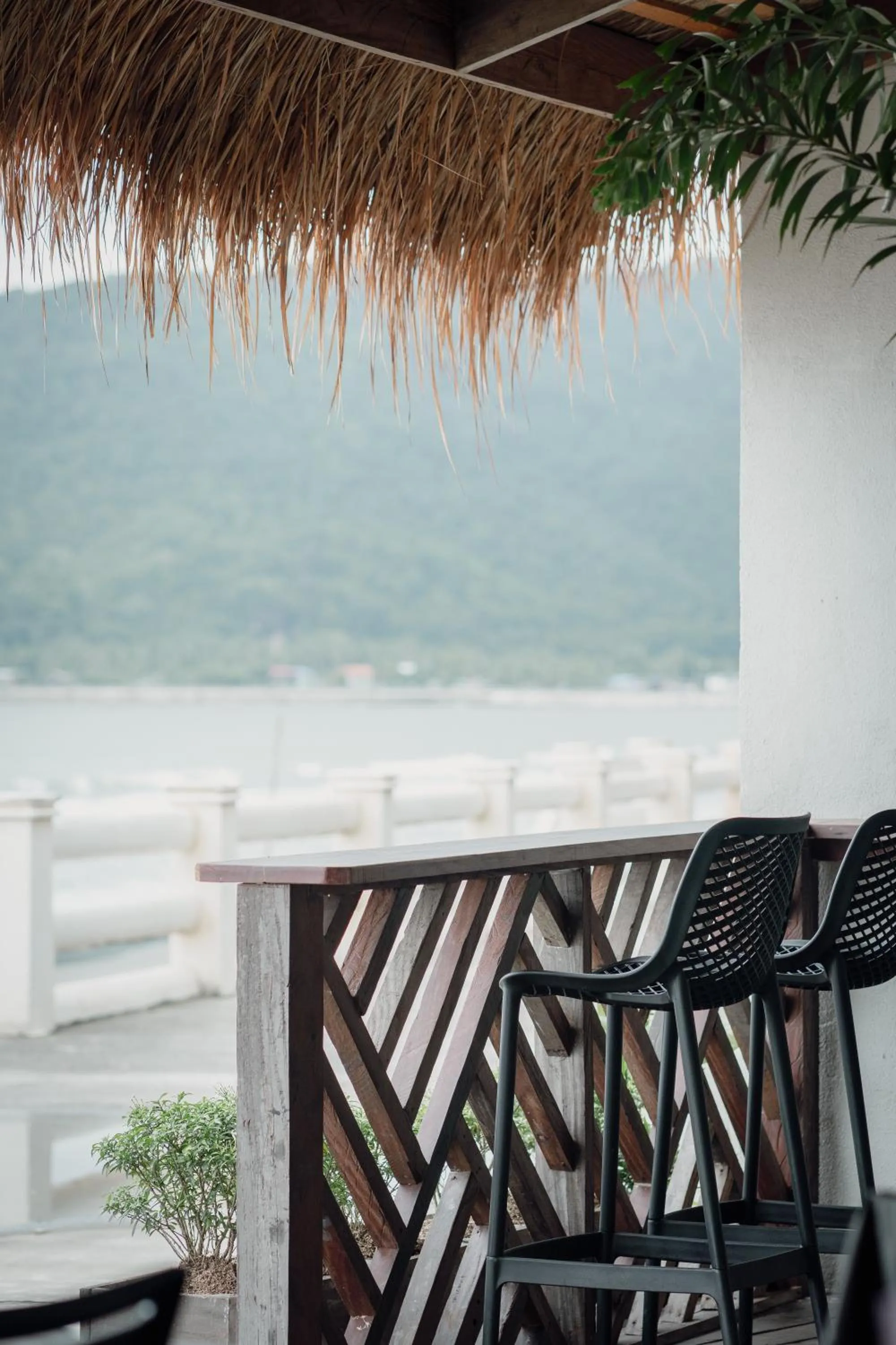 Restaurant/places to eat in Bay's Inn Resort