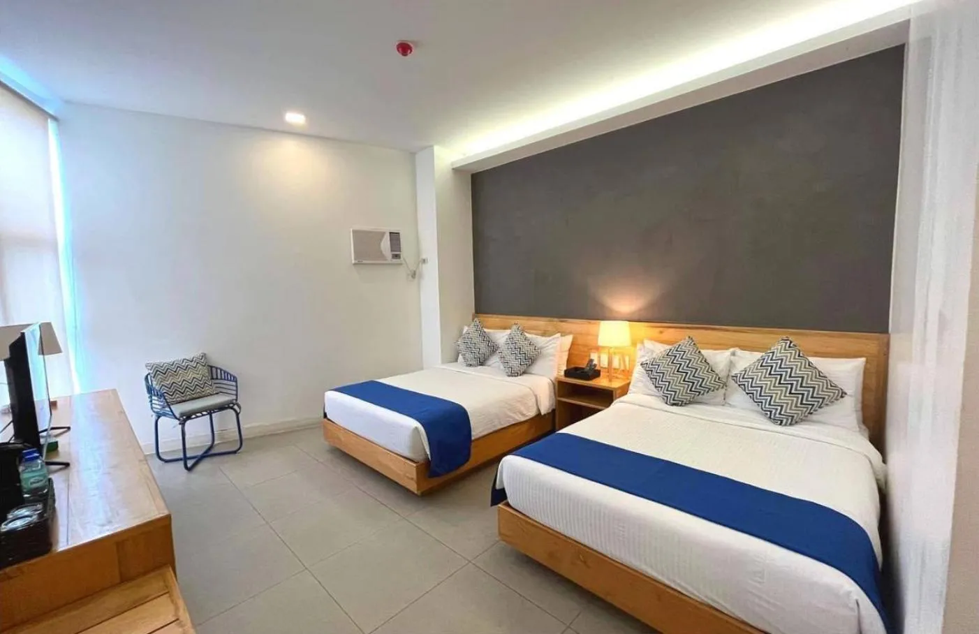 Bedroom, Bed in Bay's Inn Resort