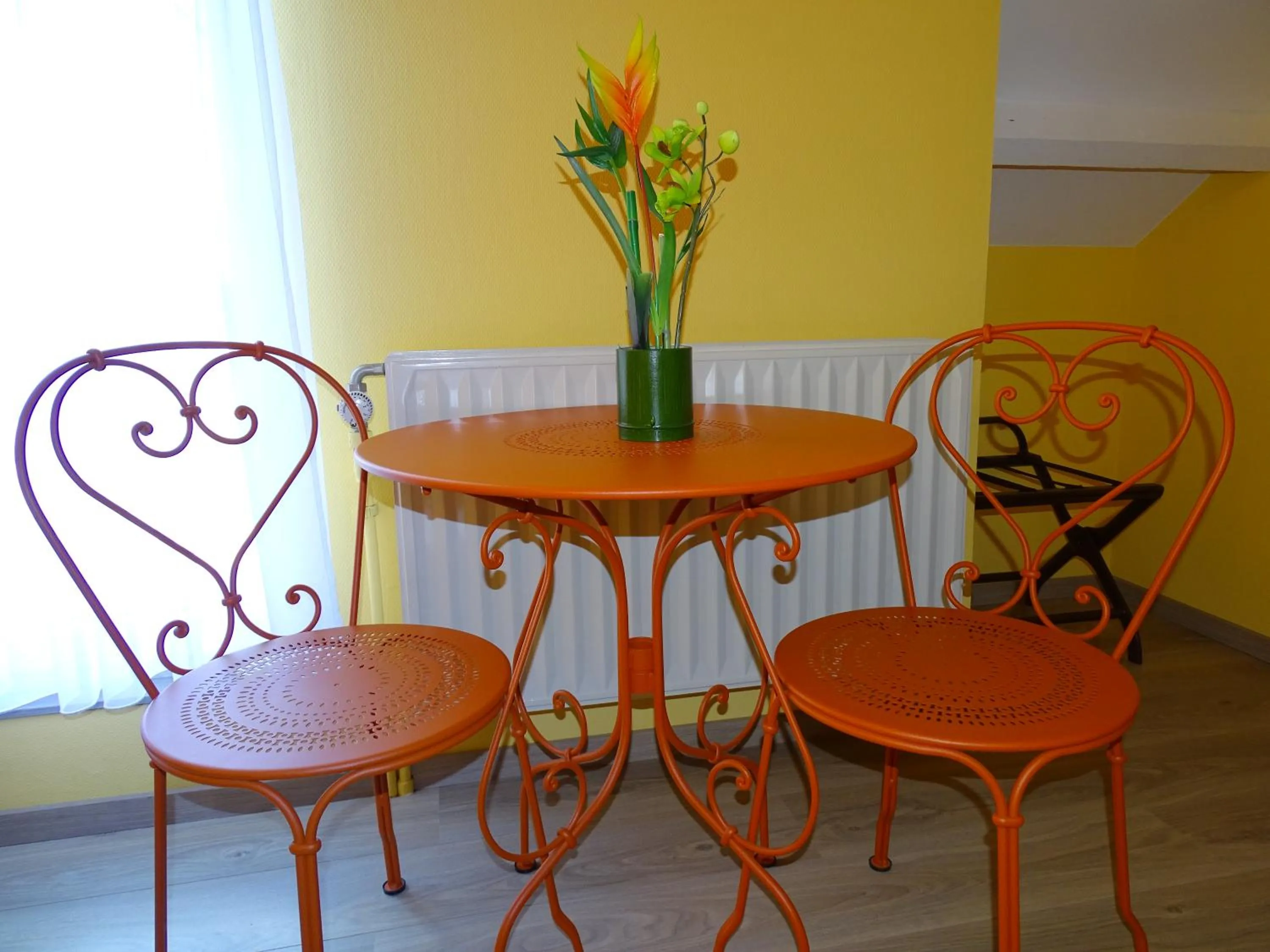 Dining area in Hotel Le Relais de Pommard