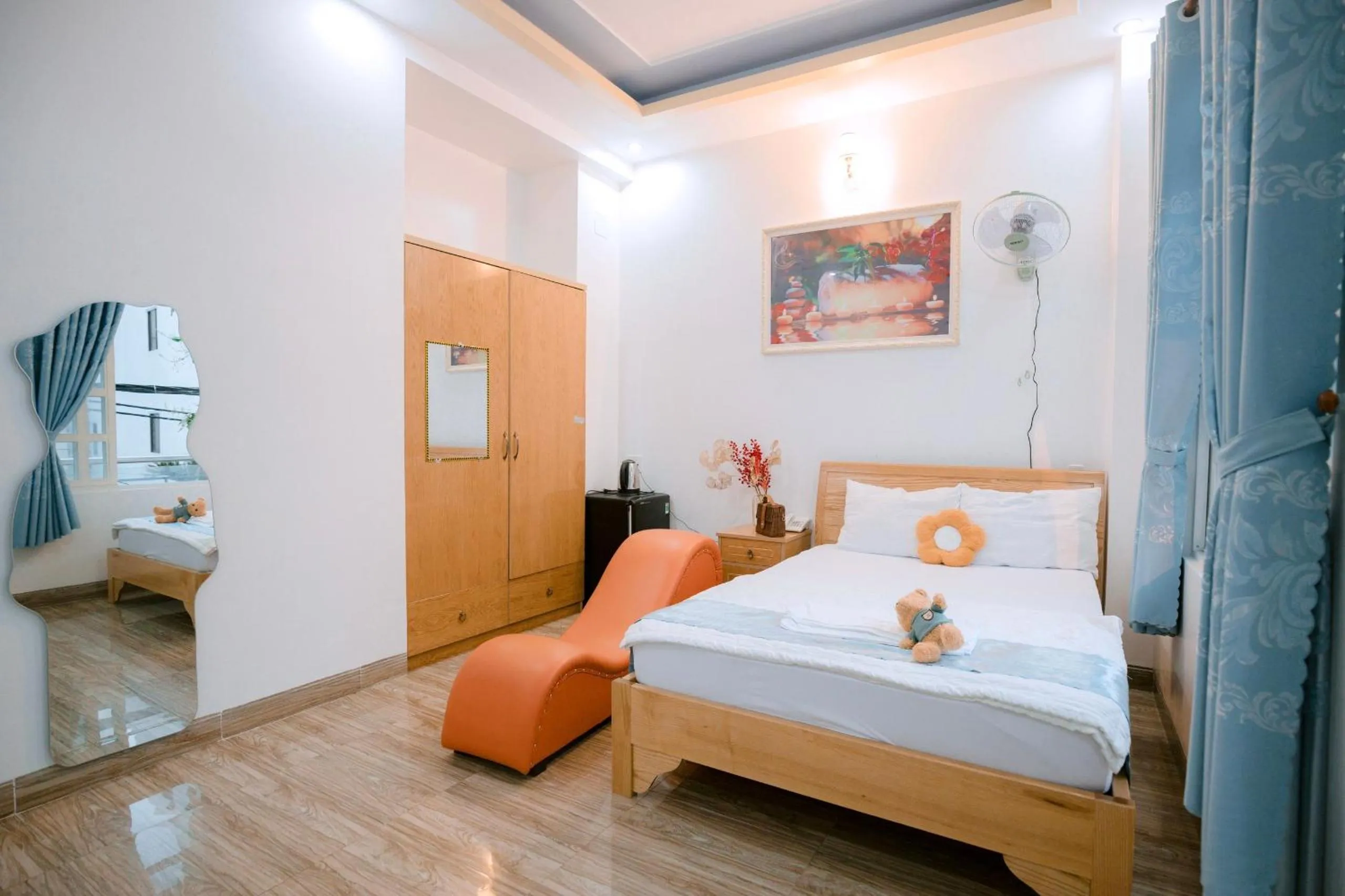 Photo of the whole room, Bed in Hotel Nắng