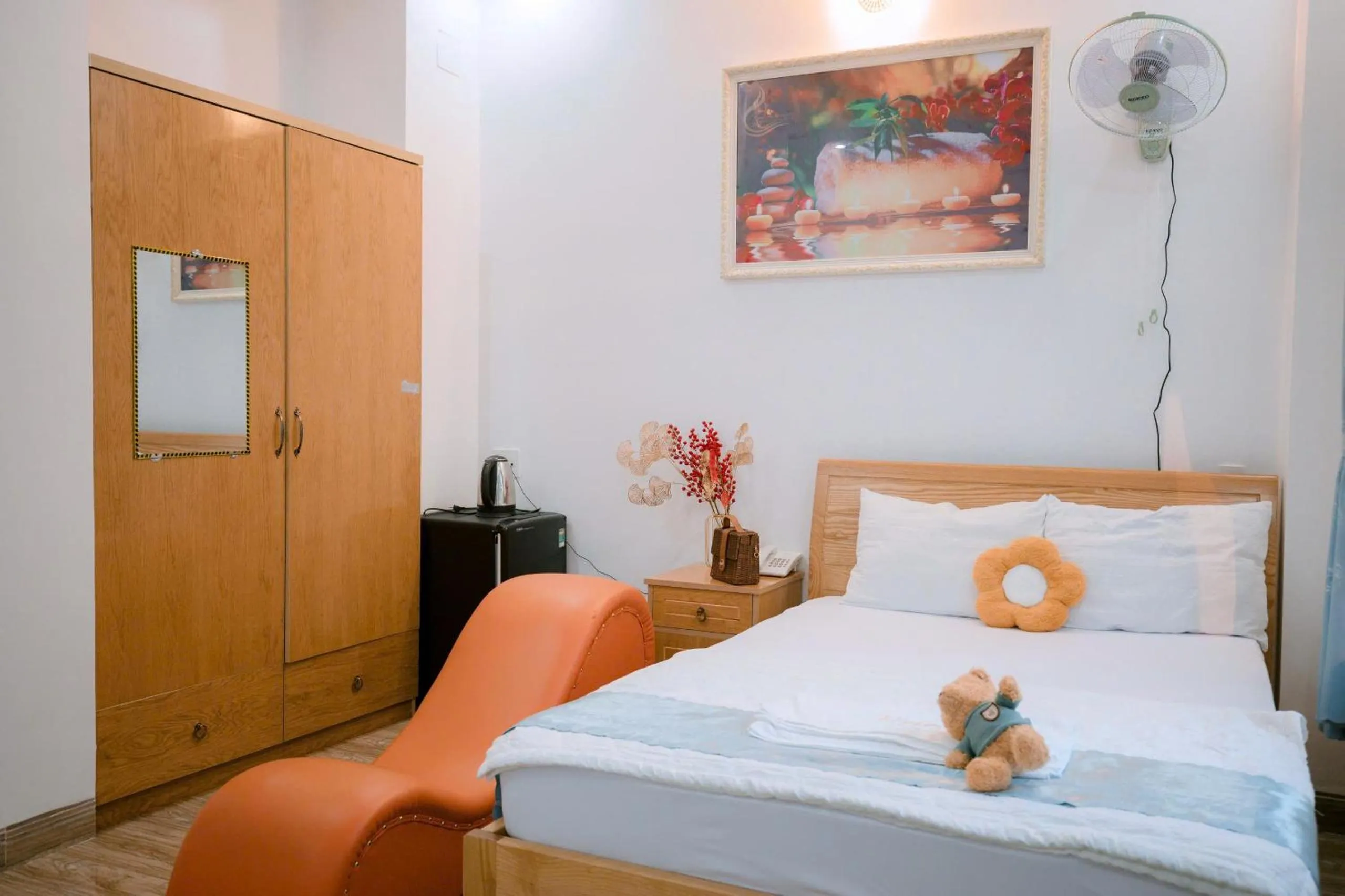 Photo of the whole room, Bed in Hotel Nắng