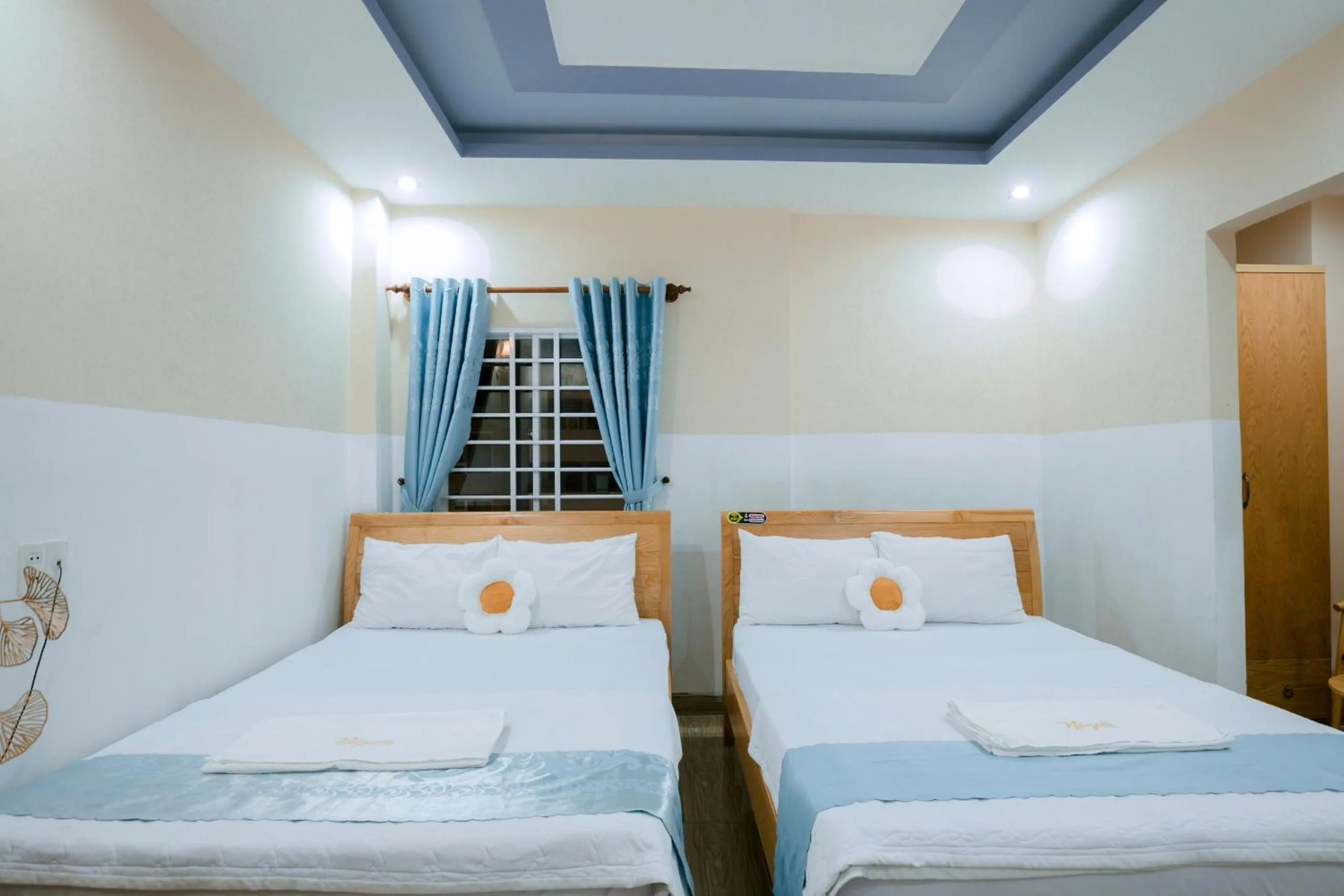 Bed in Hotel Nắng