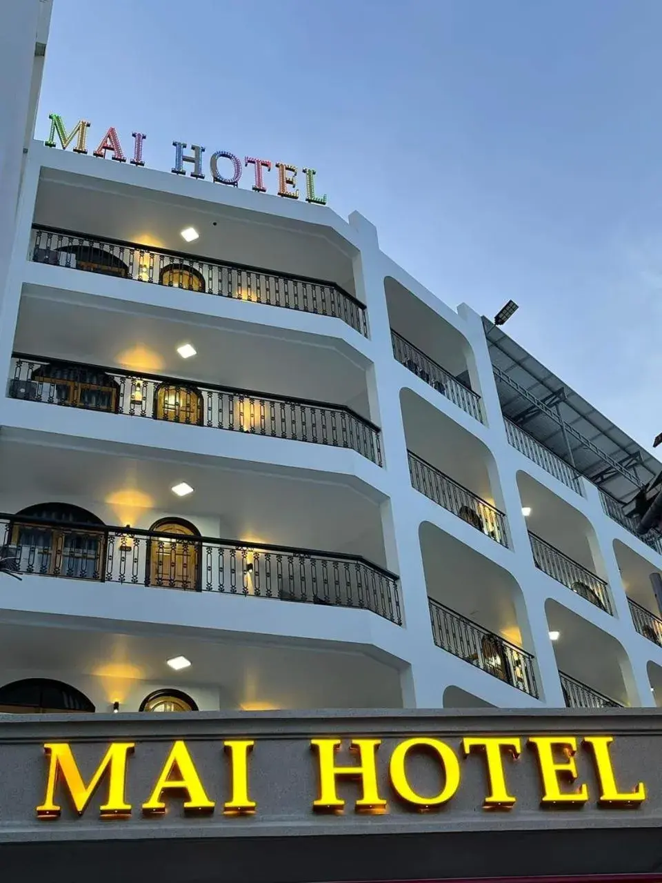 Mai Hotel Mai Hotel