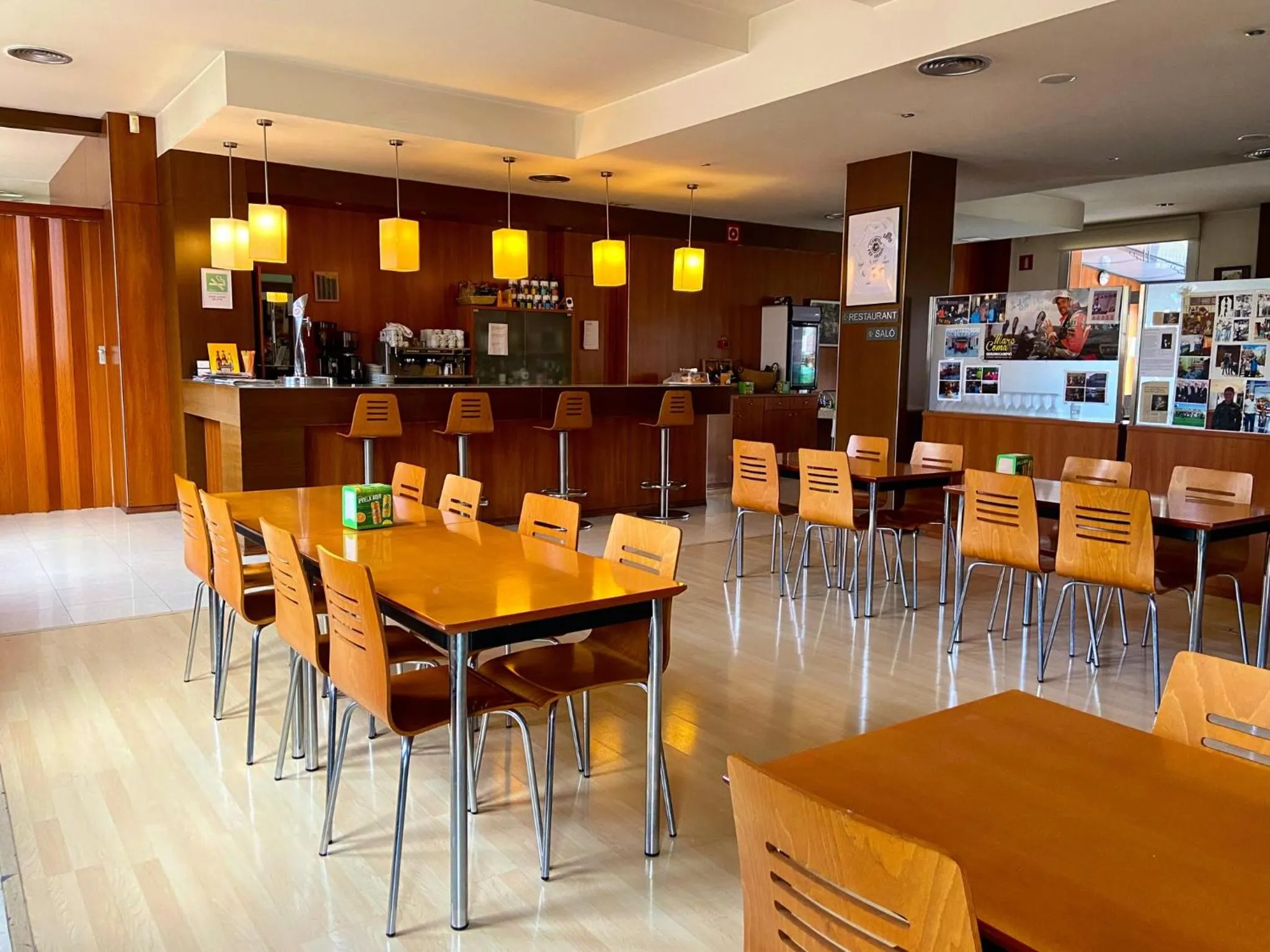 Lounge or bar in Hotel Berga Park