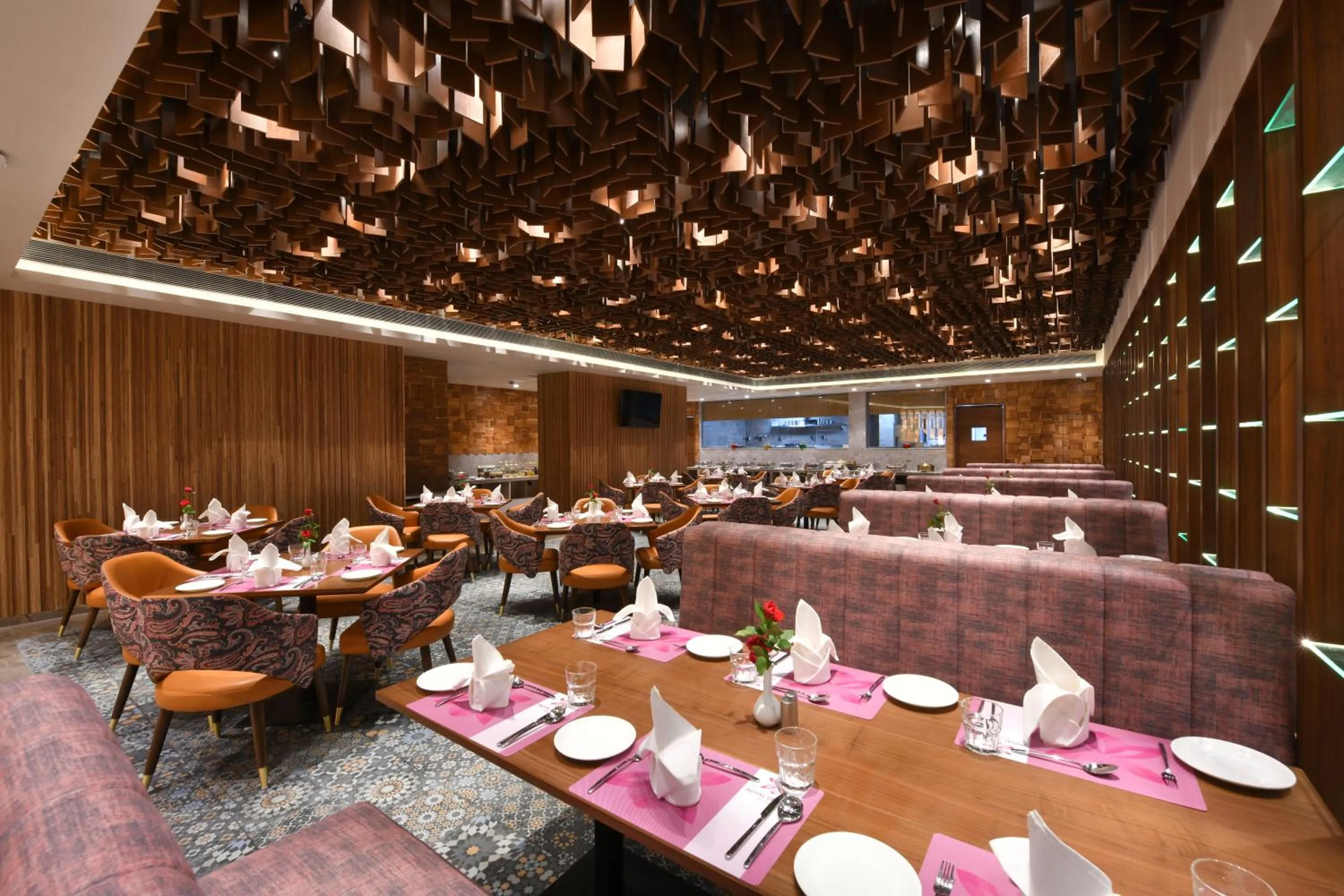 Restaurant/places to eat in Regenta Fairlark Vadodara