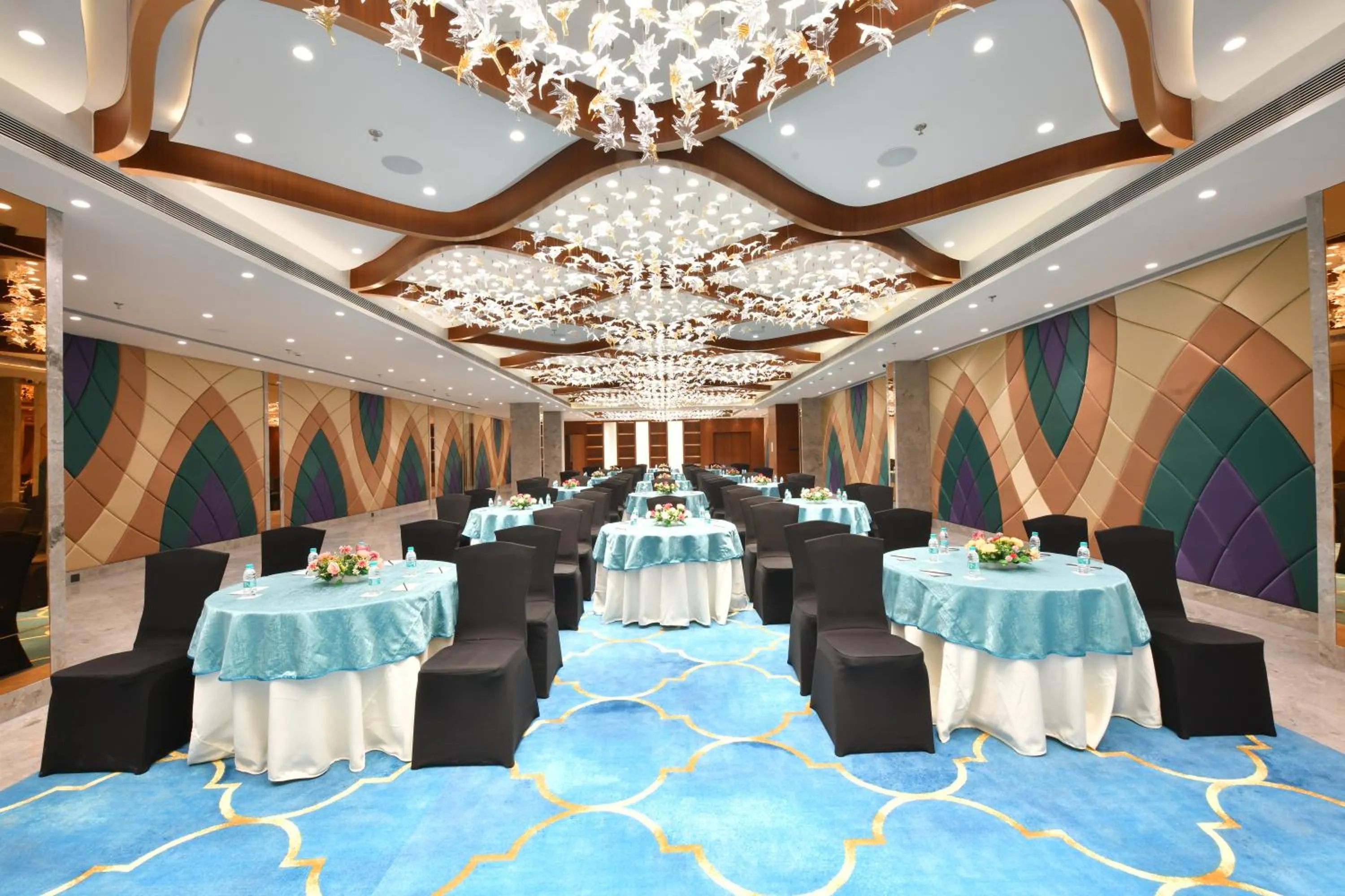 Banquet/Function facilities in Regenta Fairlark Vadodara