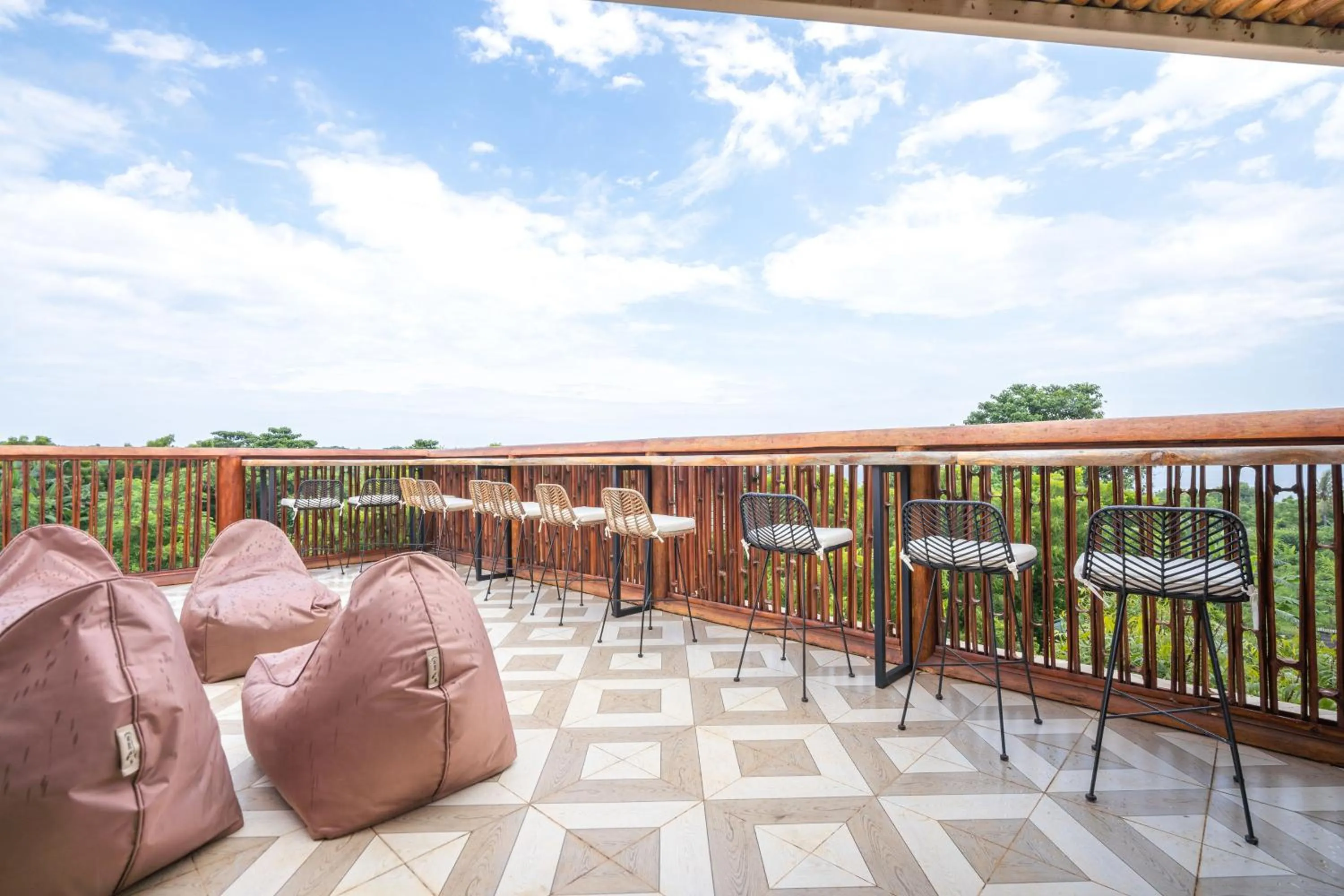 Property building in Lunar Dive Resort: Bamboo Villas