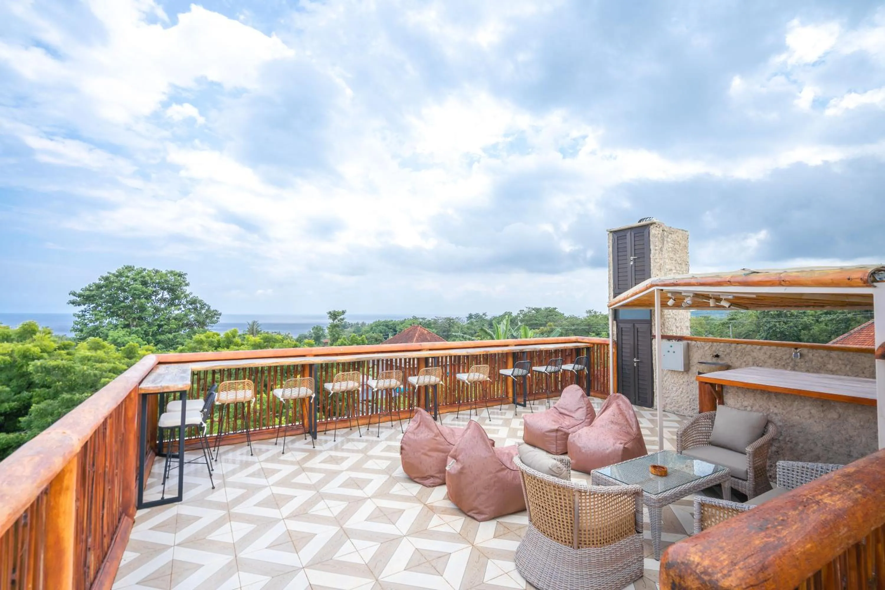 Property building in Lunar Dive Resort: Bamboo Villas