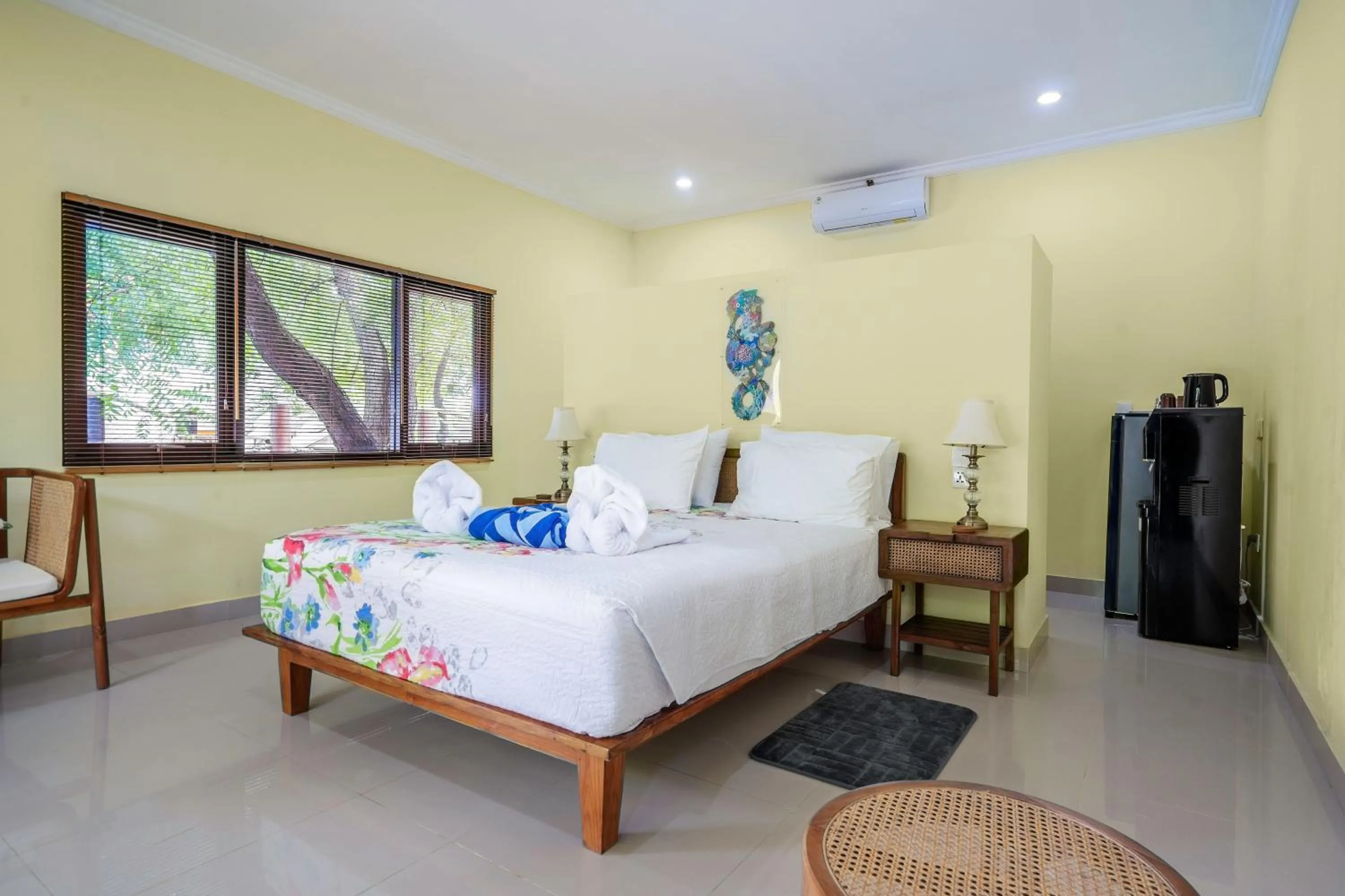 Bed in Lunar Dive Resort: Bamboo Villas