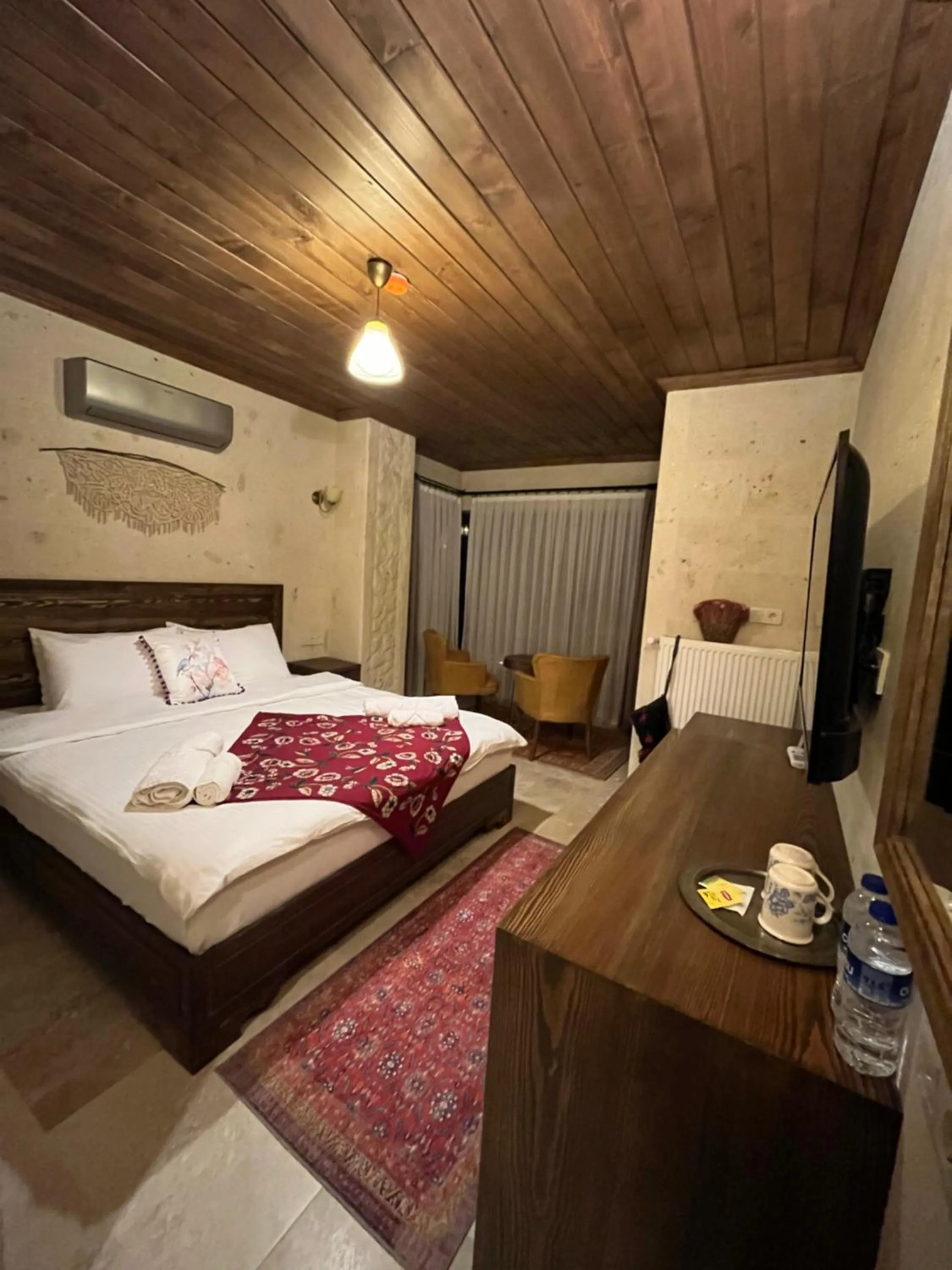 Bed in UCHI Cappadocia