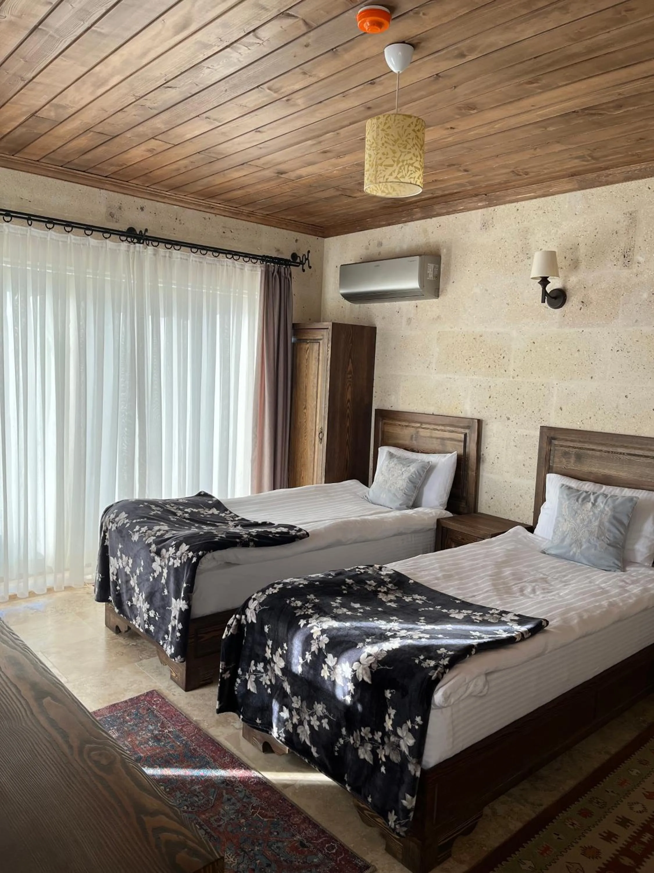 Bed in UCHI Cappadocia