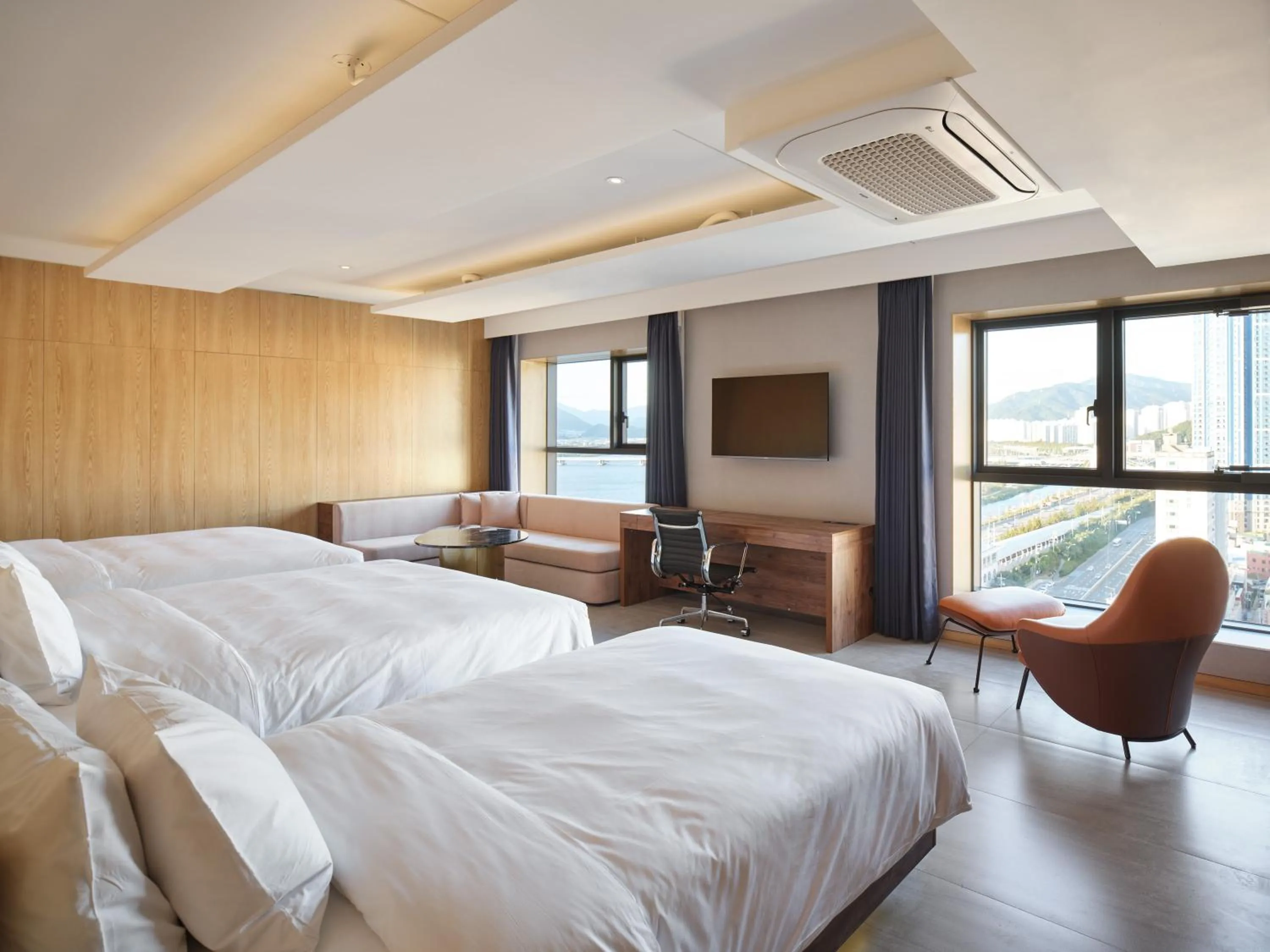 Bedroom, Bed in Hotel tt Gupo