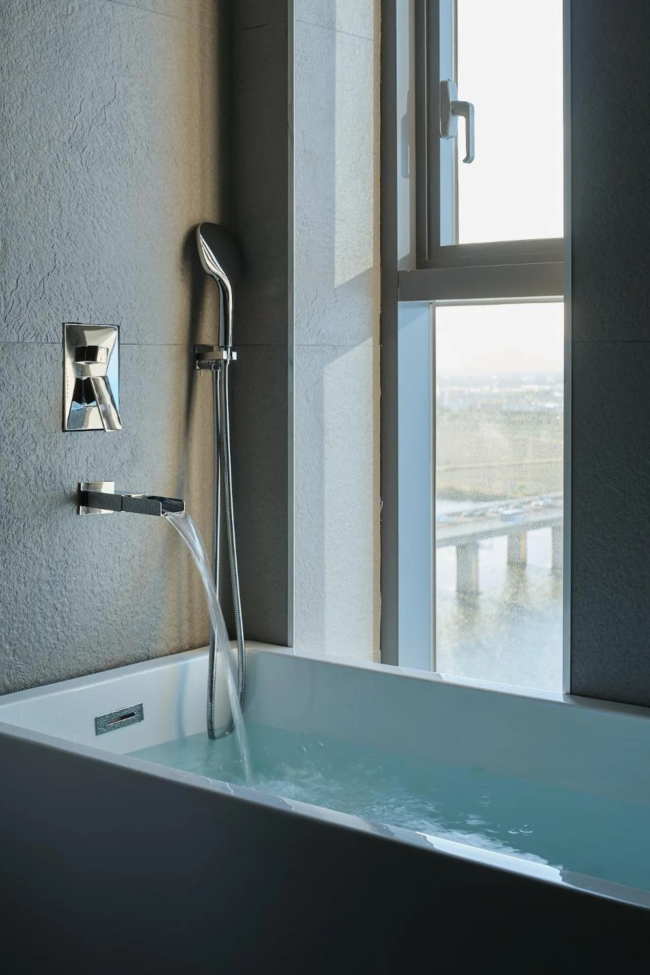 Bath in Hotel tt Gupo