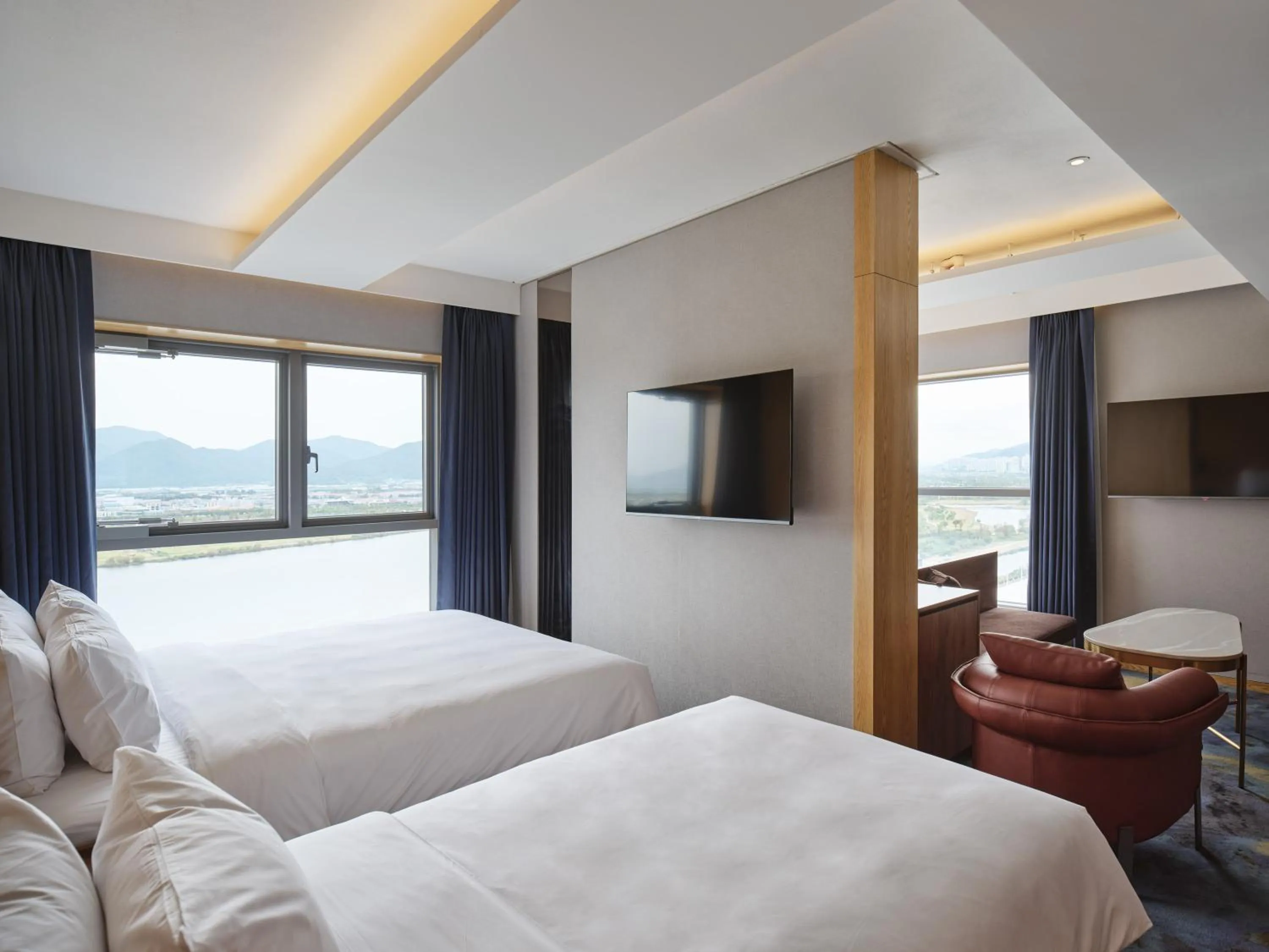 Bedroom, Bed in Hotel tt Gupo