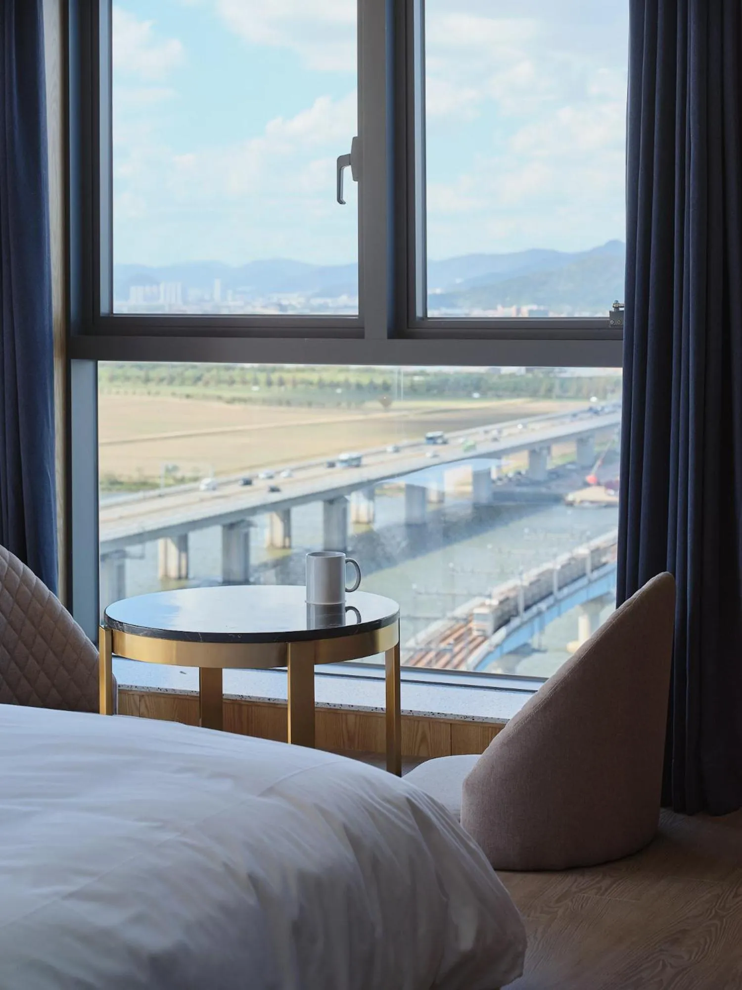 Bedroom, Bed in Hotel tt Gupo