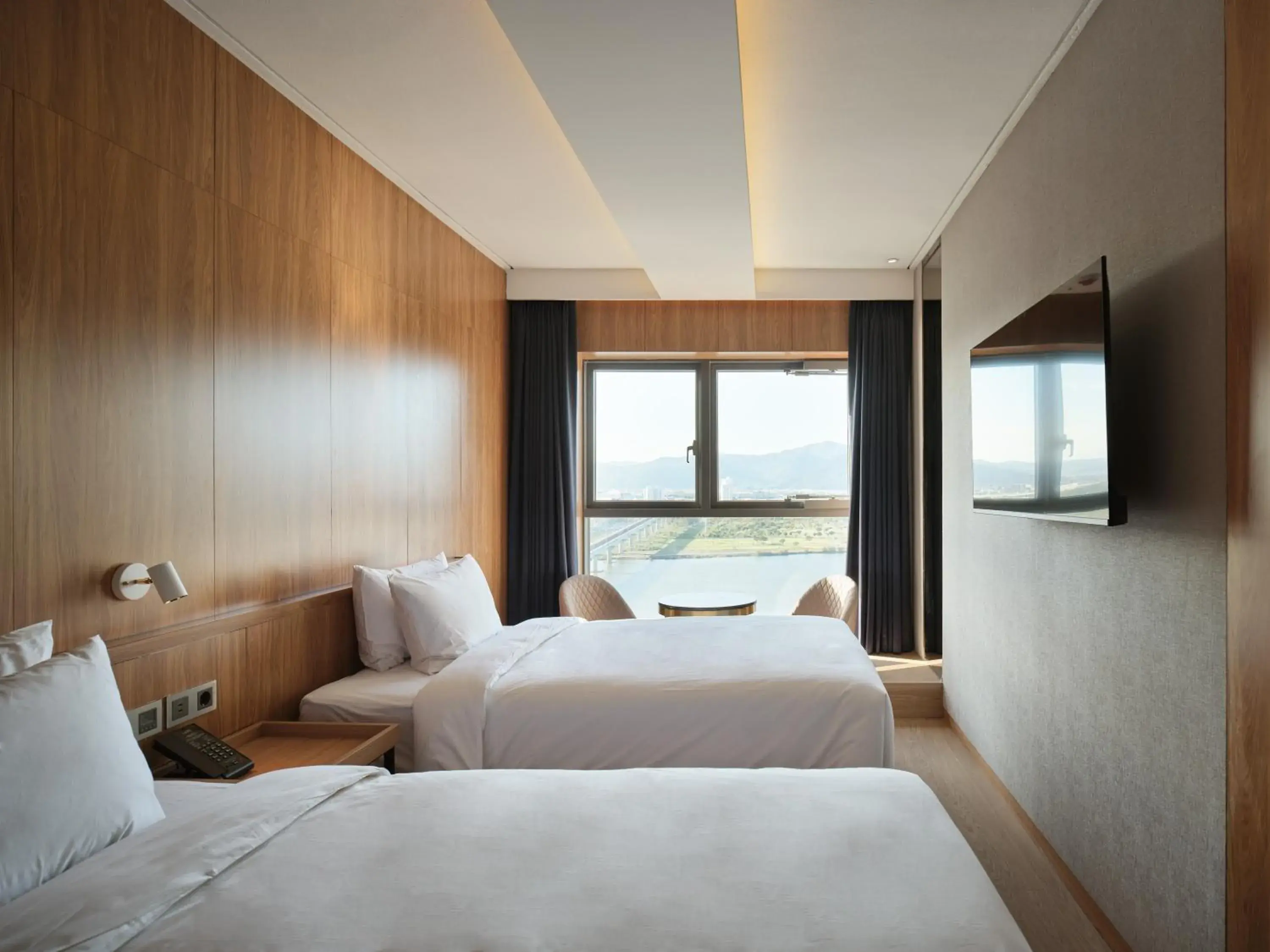 Deluxe Twin River View in Hotel tt Gupo Deluxe Twin River View in Hotel tt Gupo