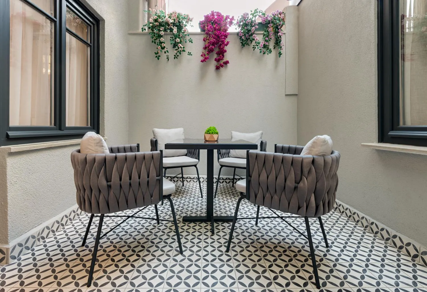 Patio in Gleam Collection Hotel