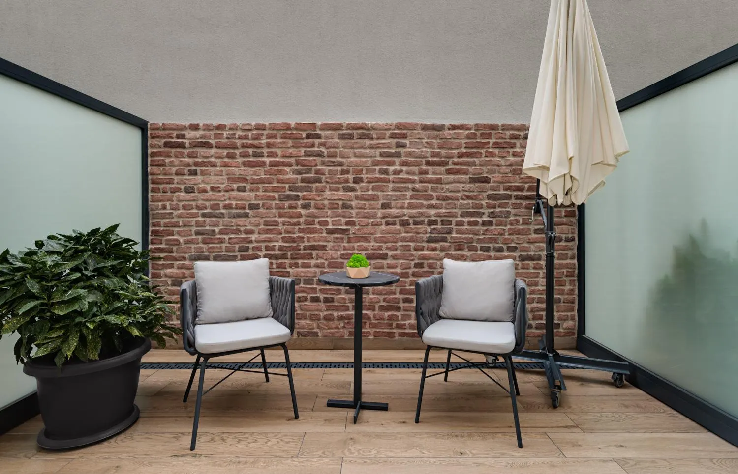 Patio in Gleam Collection Hotel