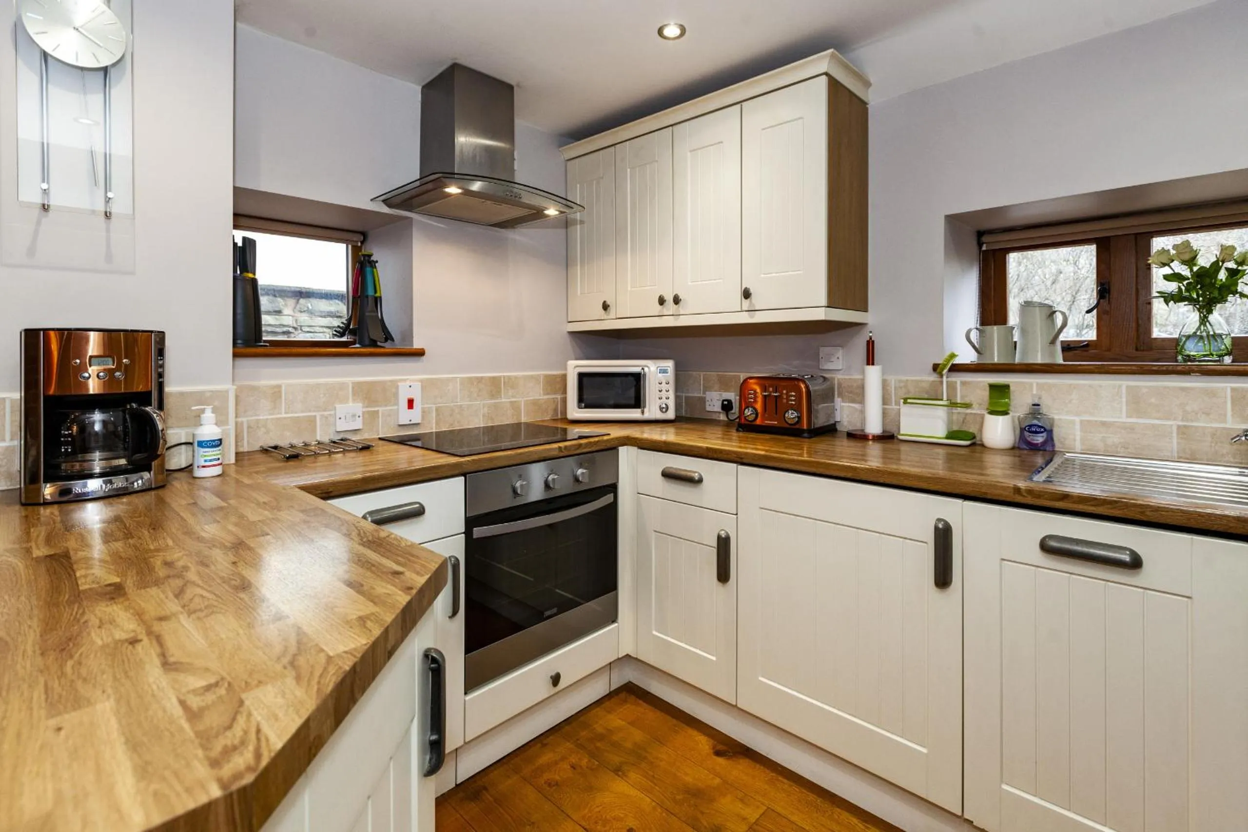 Kitchen or kitchenette in The Agents House, Bed & Breakfast