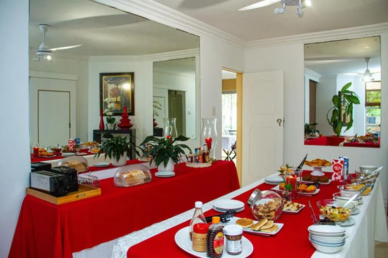 Food and drinks in Burnham House B&B