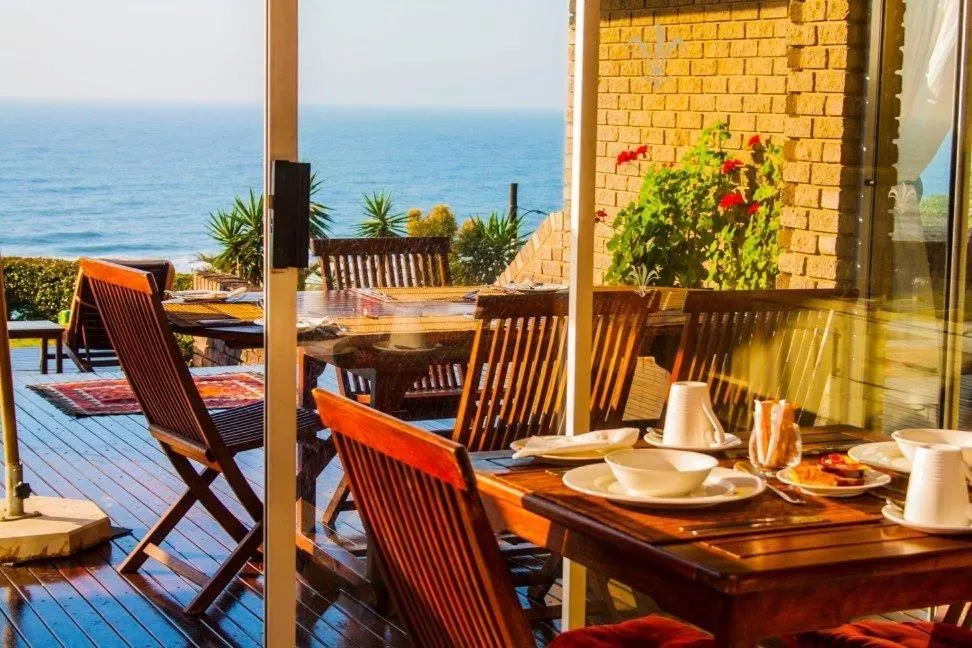 Patio in Burnham House B&B