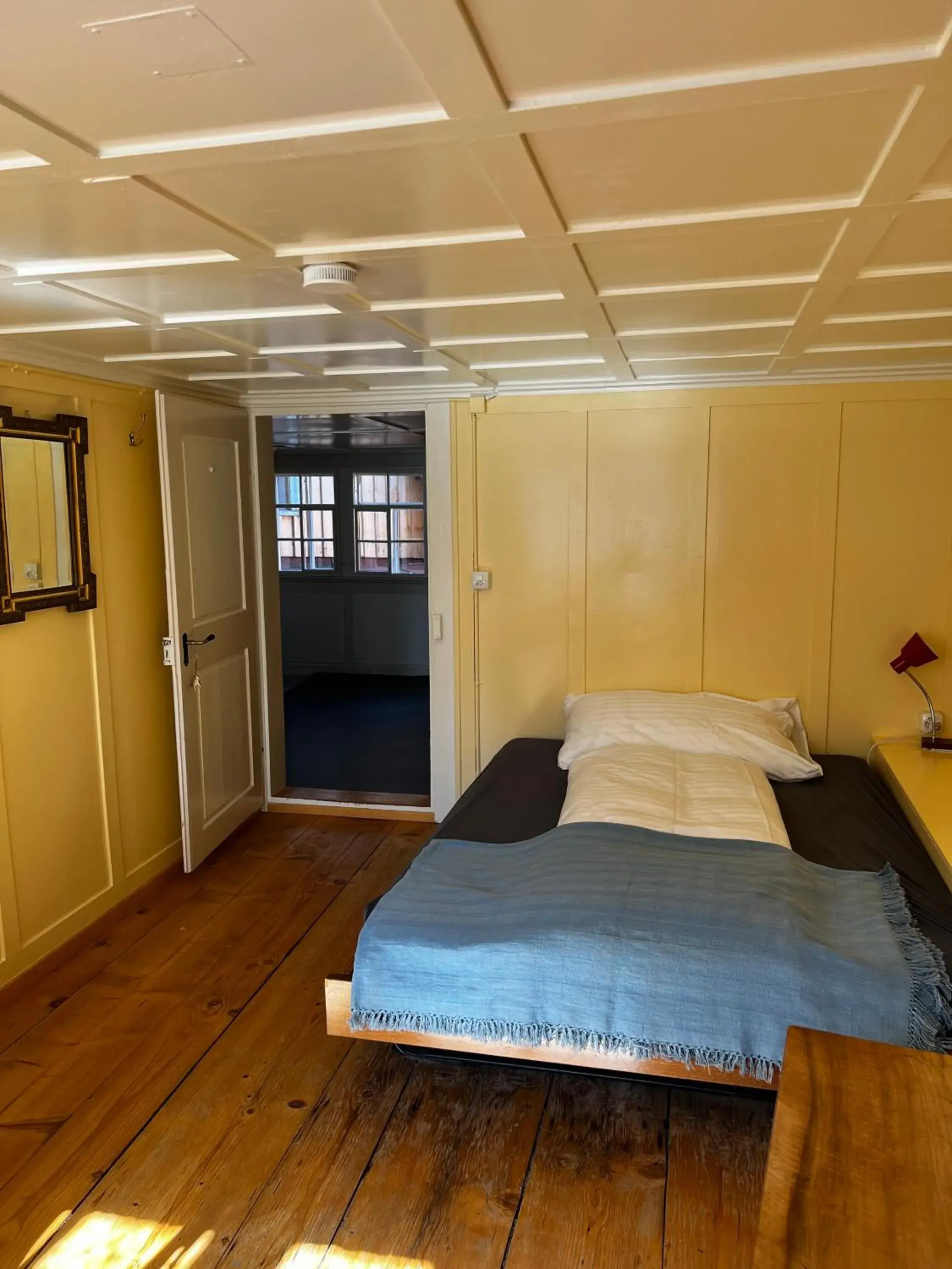 Budget Single Room in Gasthaus Rössli Budget Single Room in Gasthaus Rössli