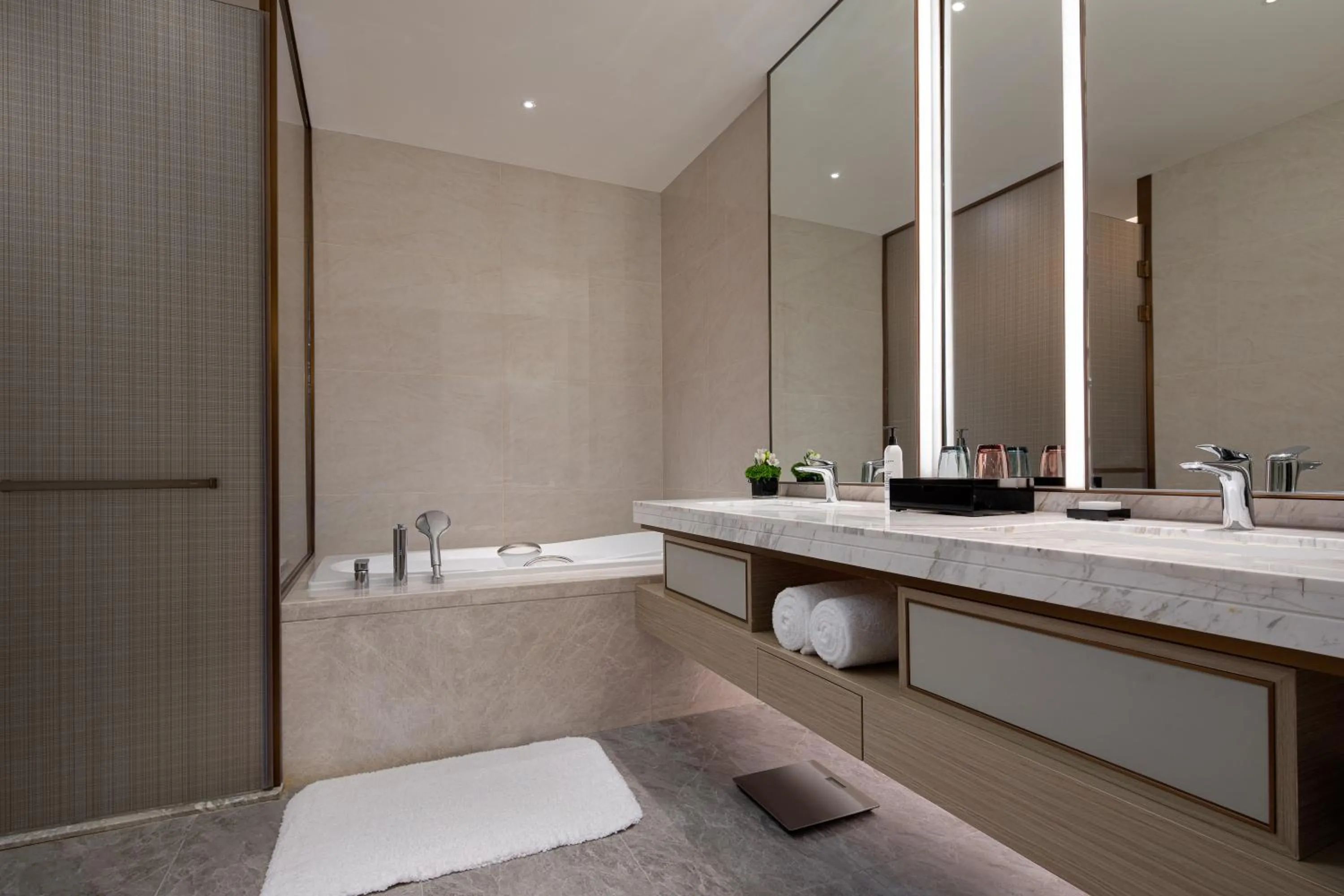 Bathroom in Wanda Jin Xiaohe Xincheng