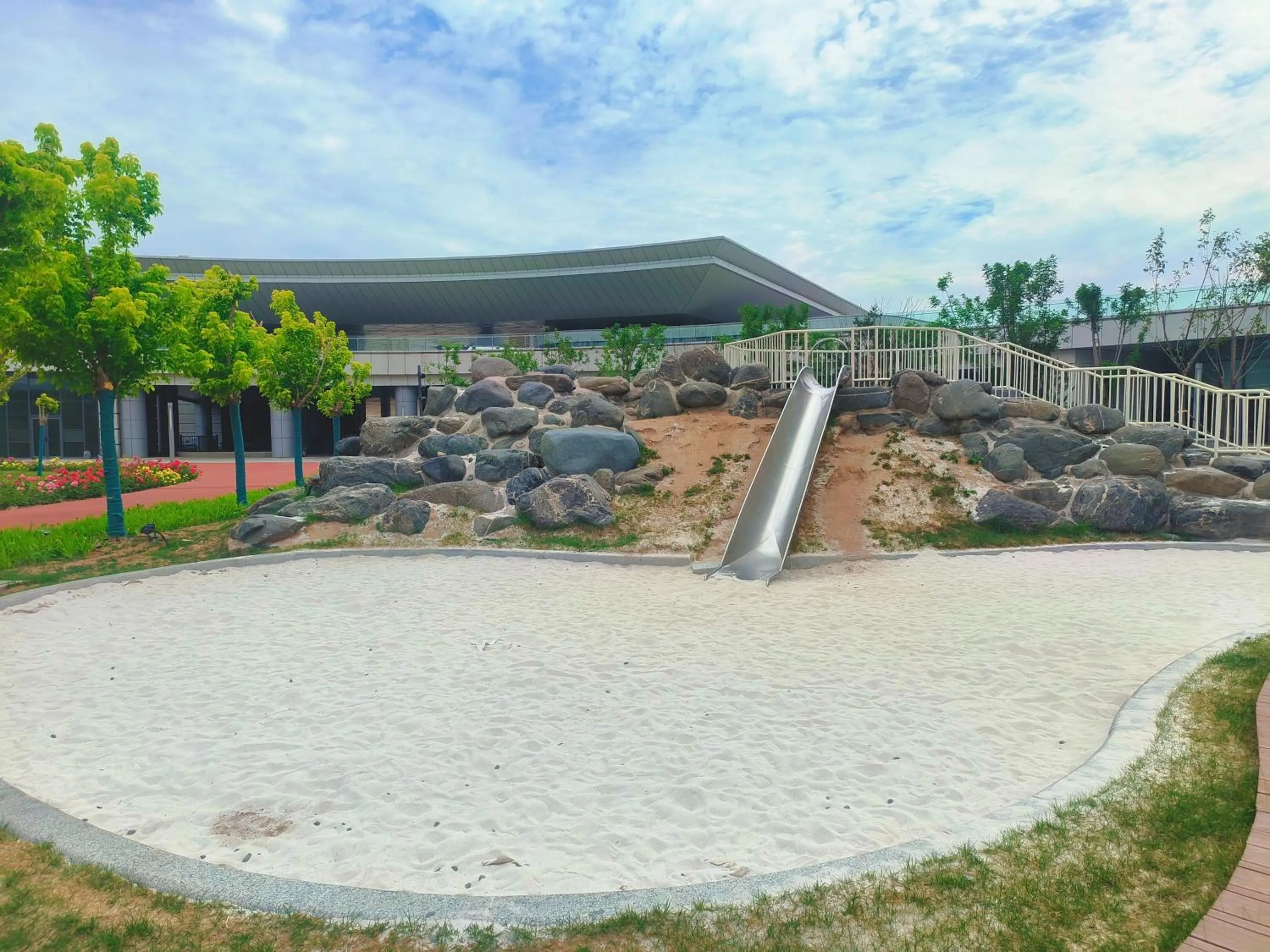 Children play ground in Wanda Jin Xiaohe Xincheng