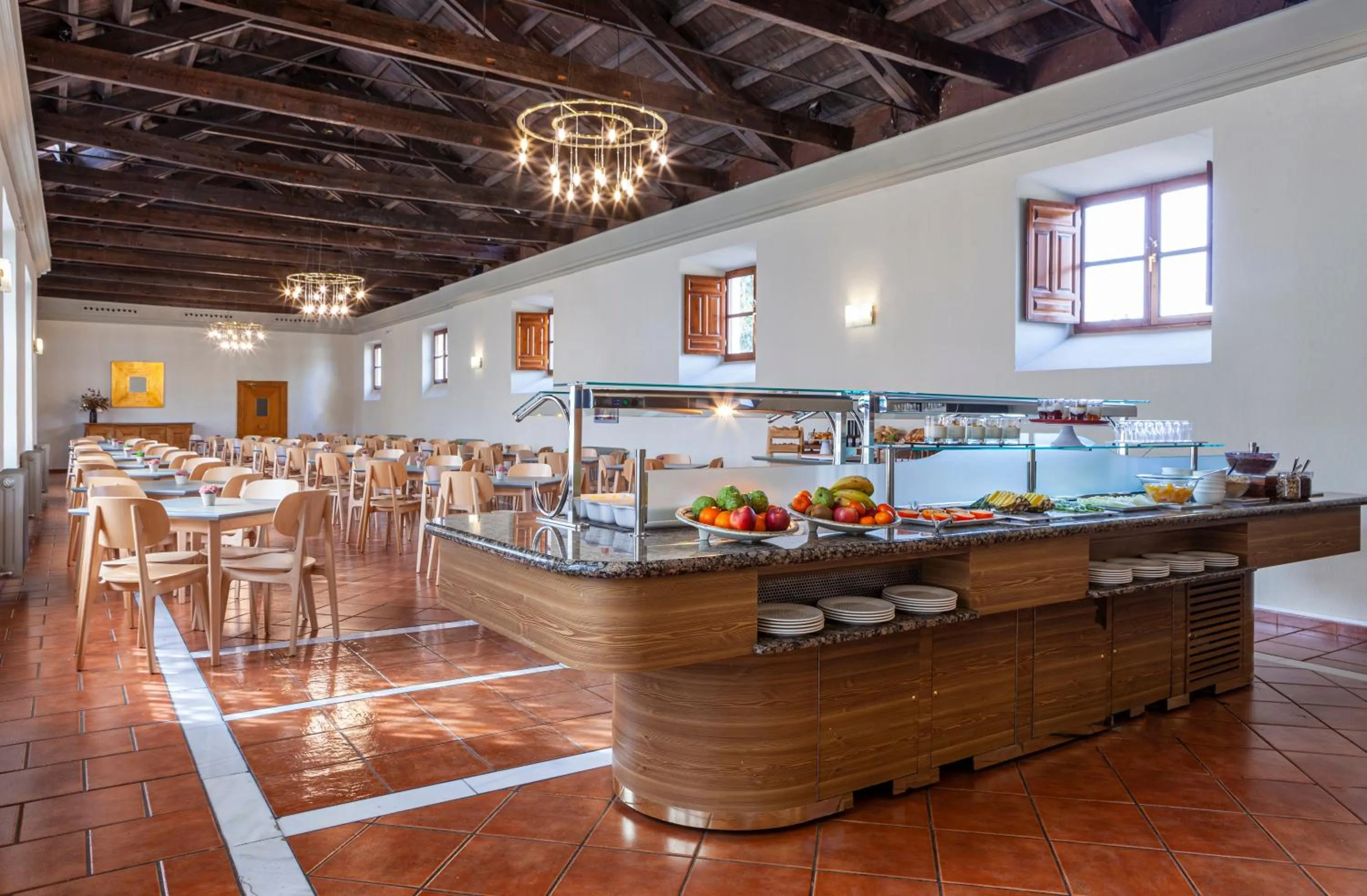 Buffet breakfast in Hotel Macià Monasterio de los Basilios