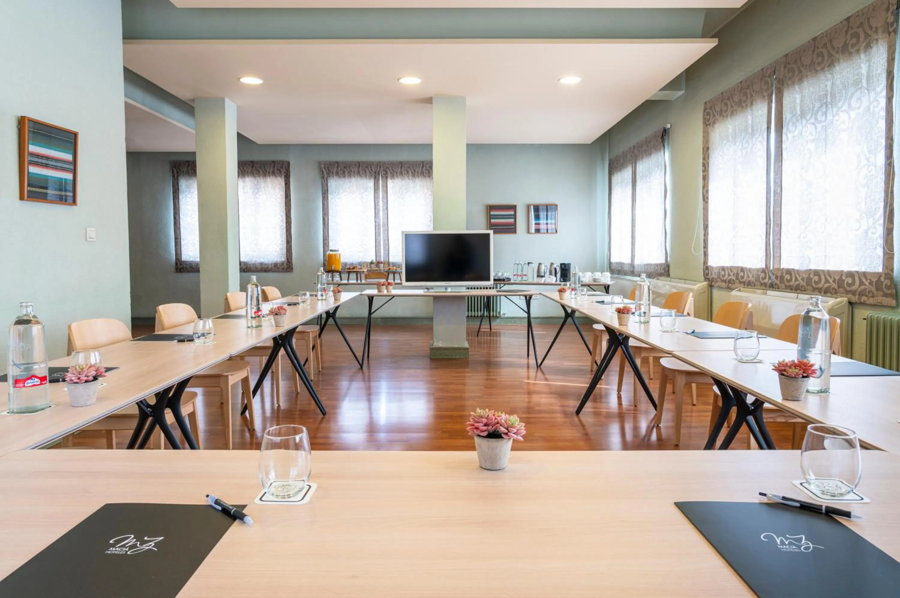 Meeting/conference room in Hotel Macià Monasterio de los Basilios