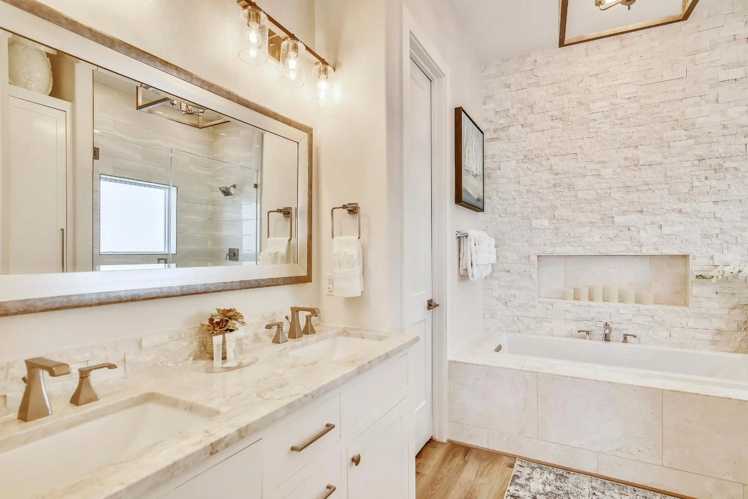 Kitchen or kitchenette in The Gulf Goddess