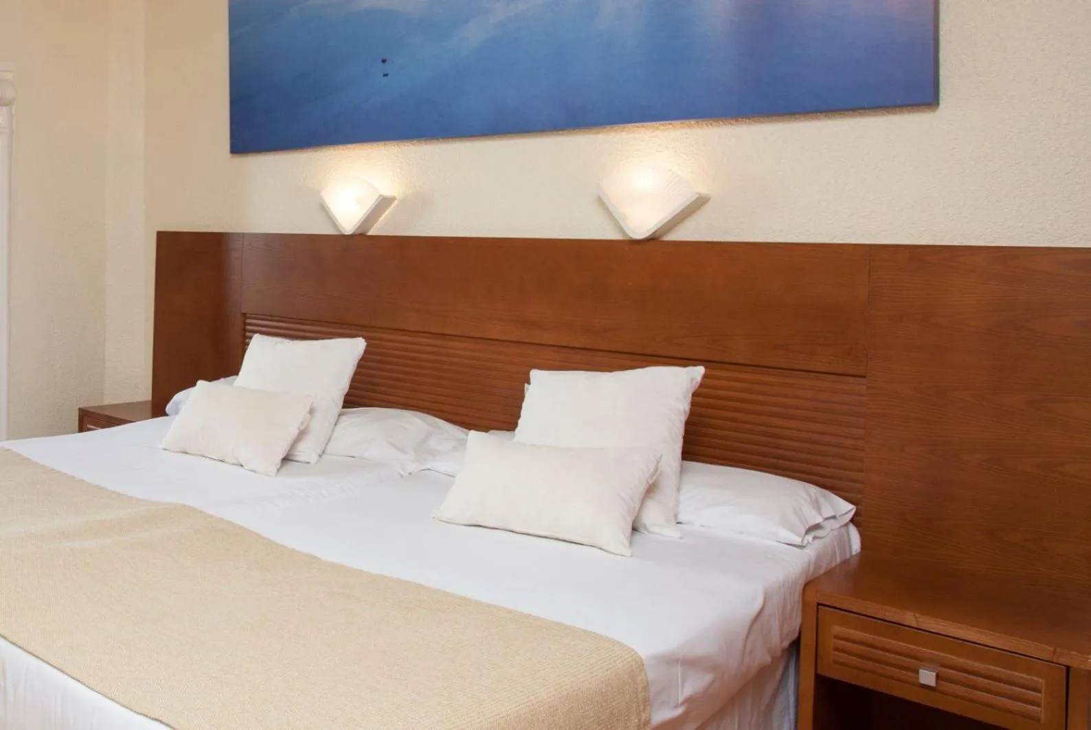 Bed in Magic Villa de Benidorm