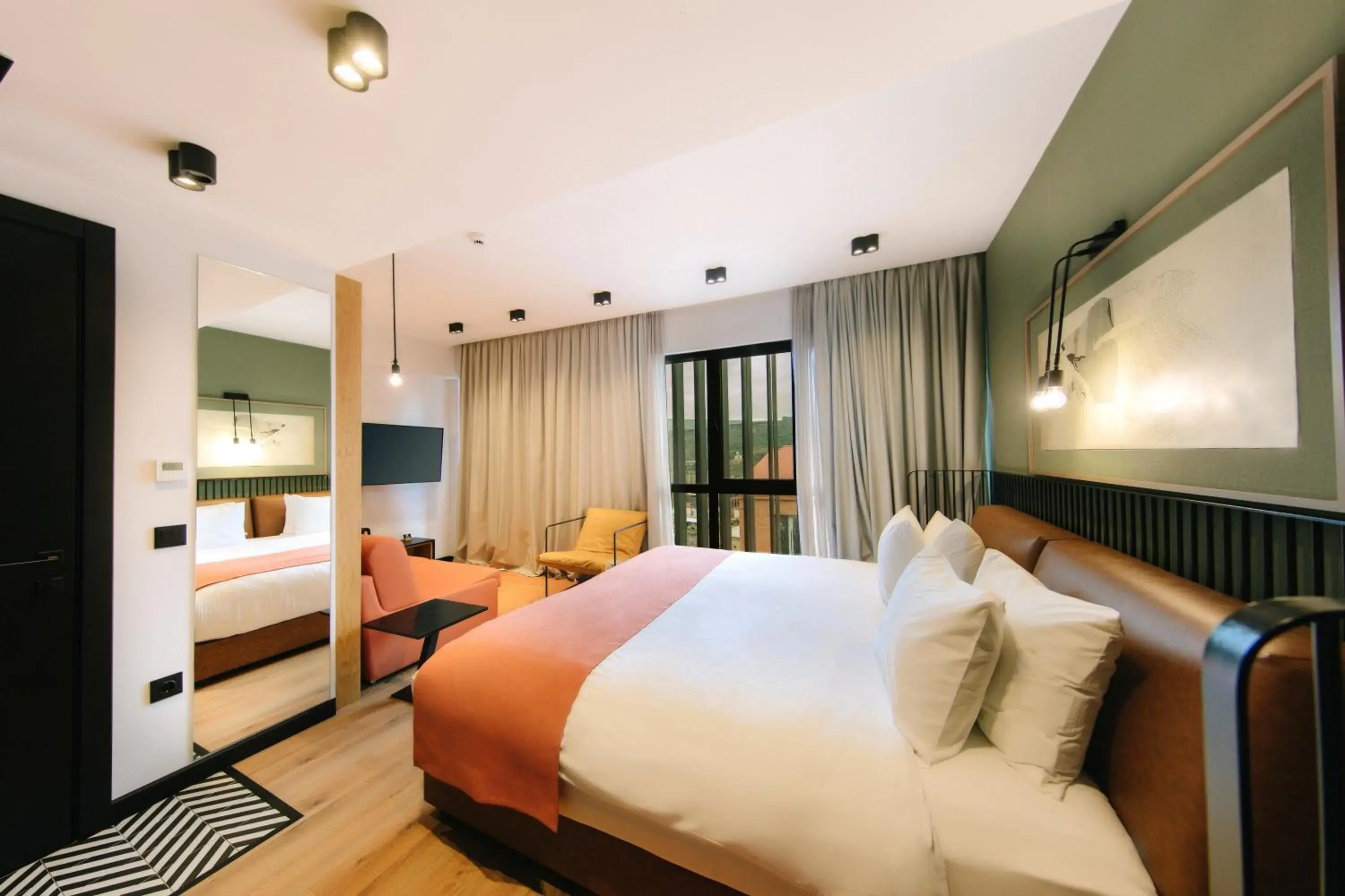 Deluxe Double or Twin Room in Hotel 21 Deluxe Double or Twin Room in Hotel 21