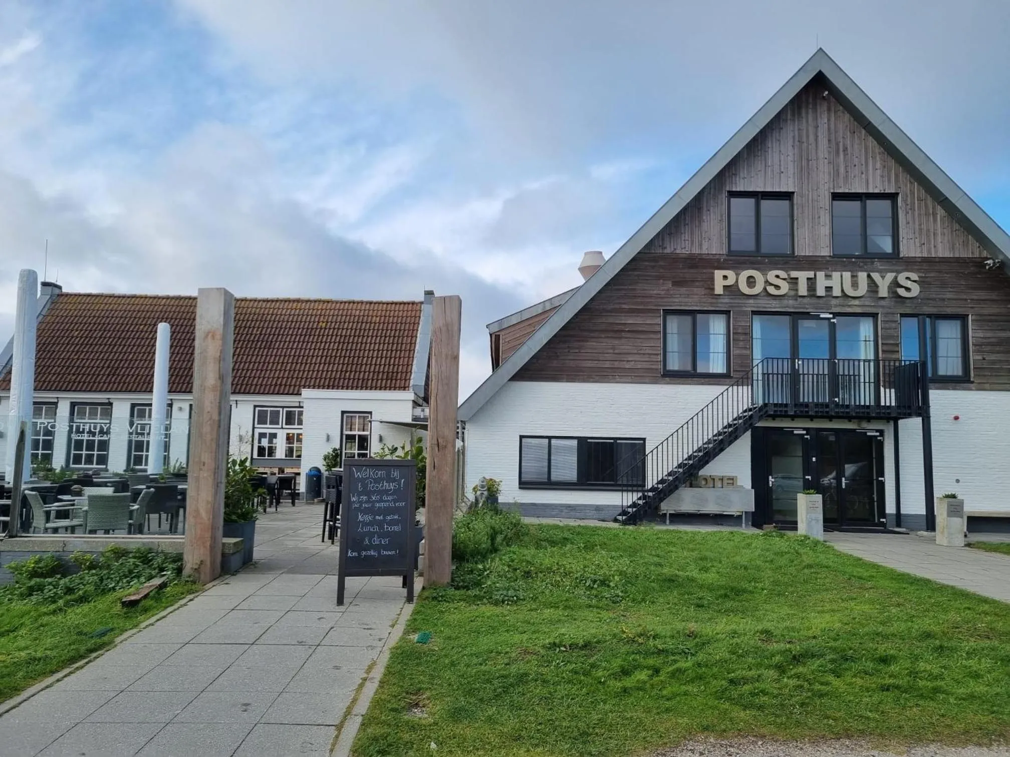 Property building in Hotel Posthuys Vlieland