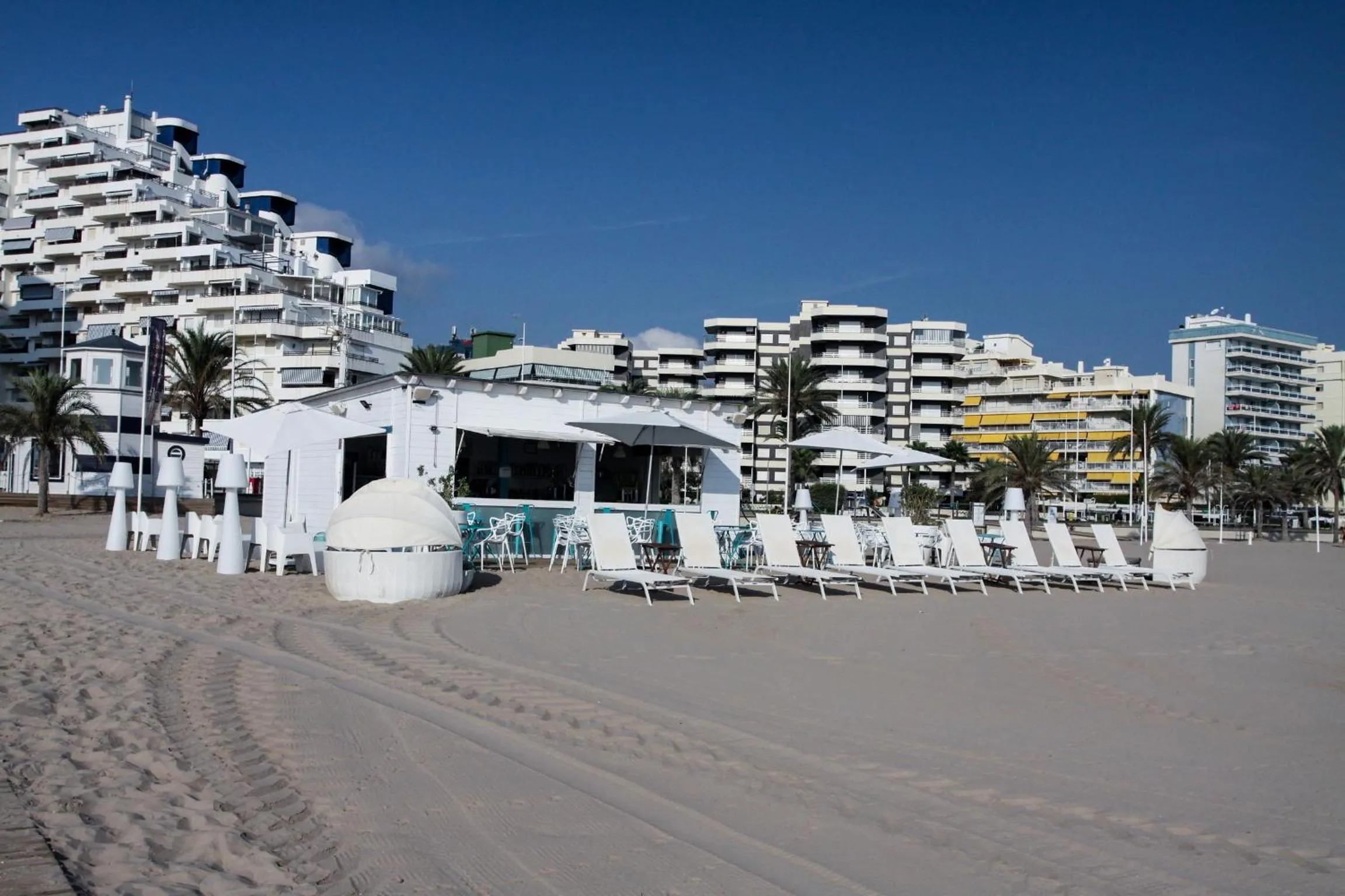 Beach in Villa Luz Design & Art Hotel