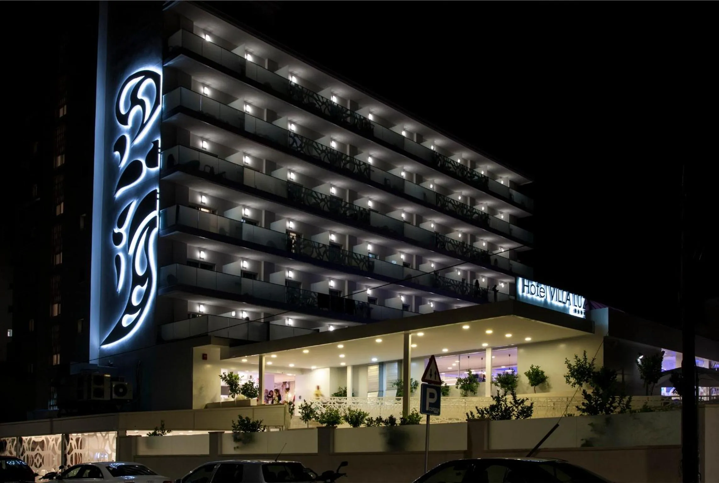 Facade/entrance in Villa Luz Design & Art Hotel